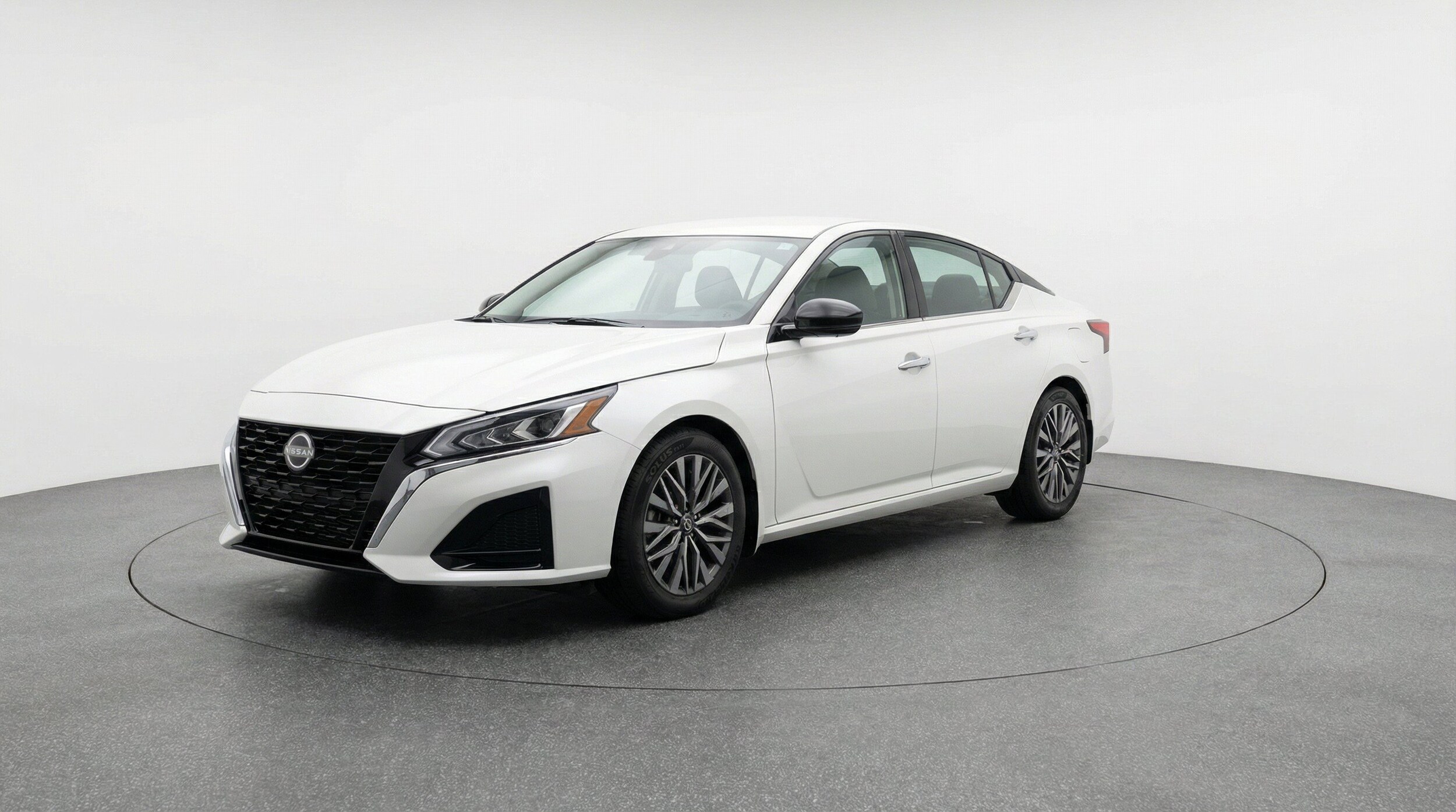 Thumbnail: 2025 Nissan Altima - 3