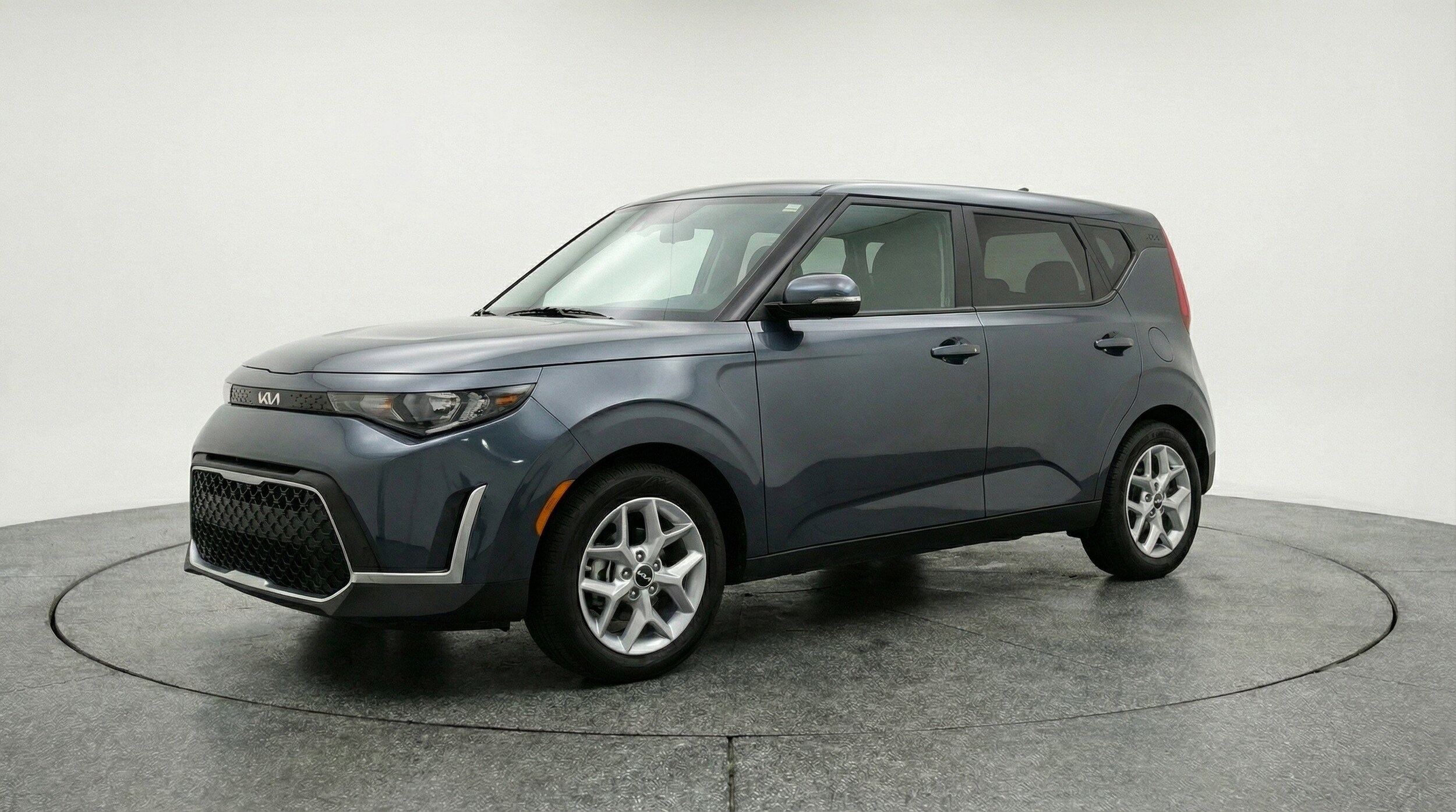 Thumbnail: 2025 Kia Soul - 3