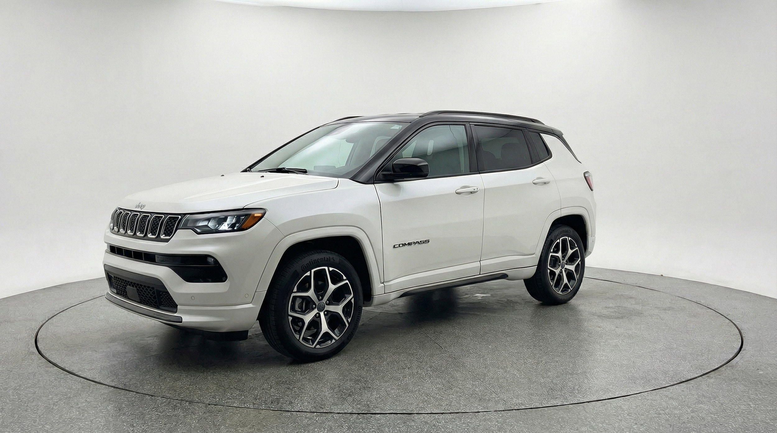 Thumbnail: 2025 Jeep Compass - 3