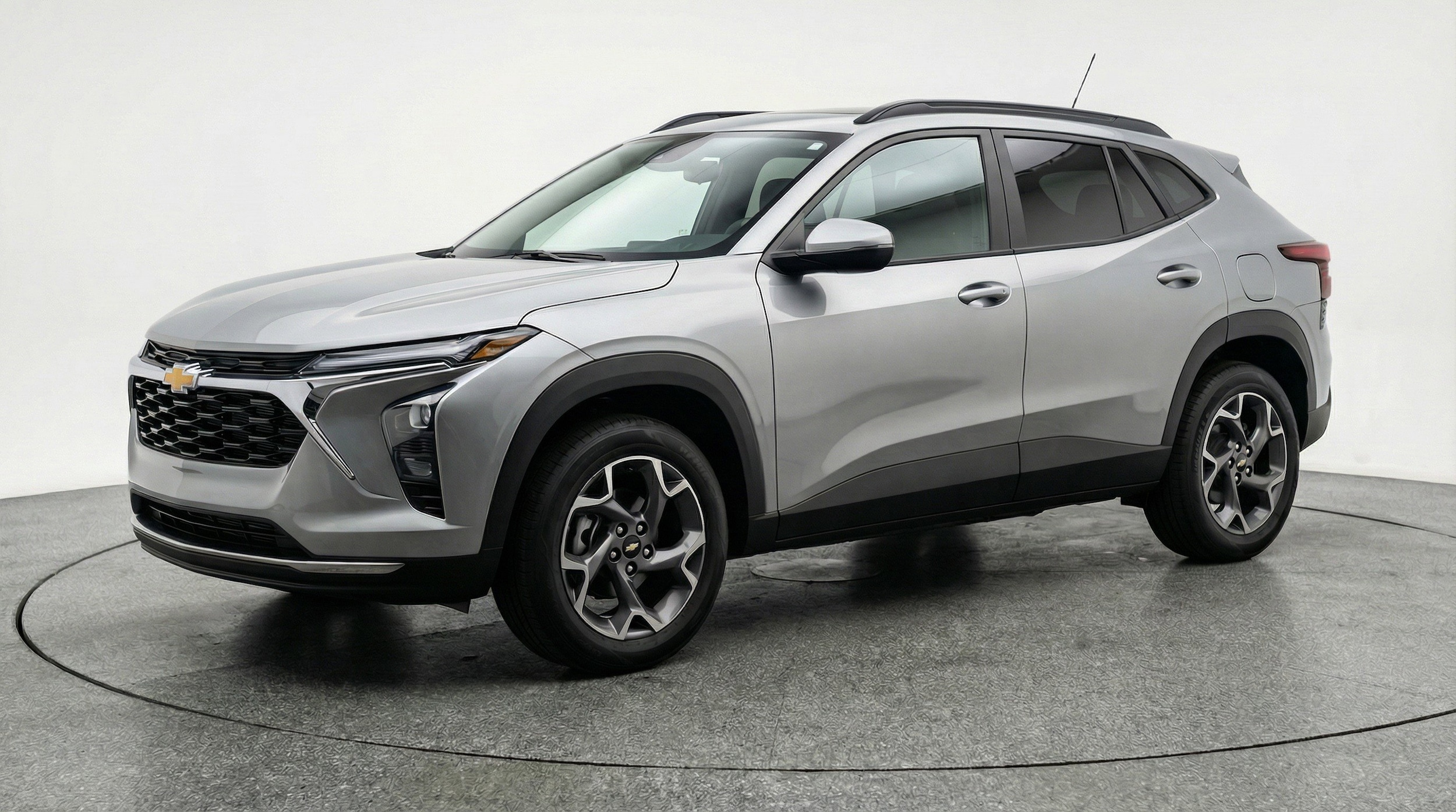 Thumbnail: 2025 Chevrolet Trax - 3