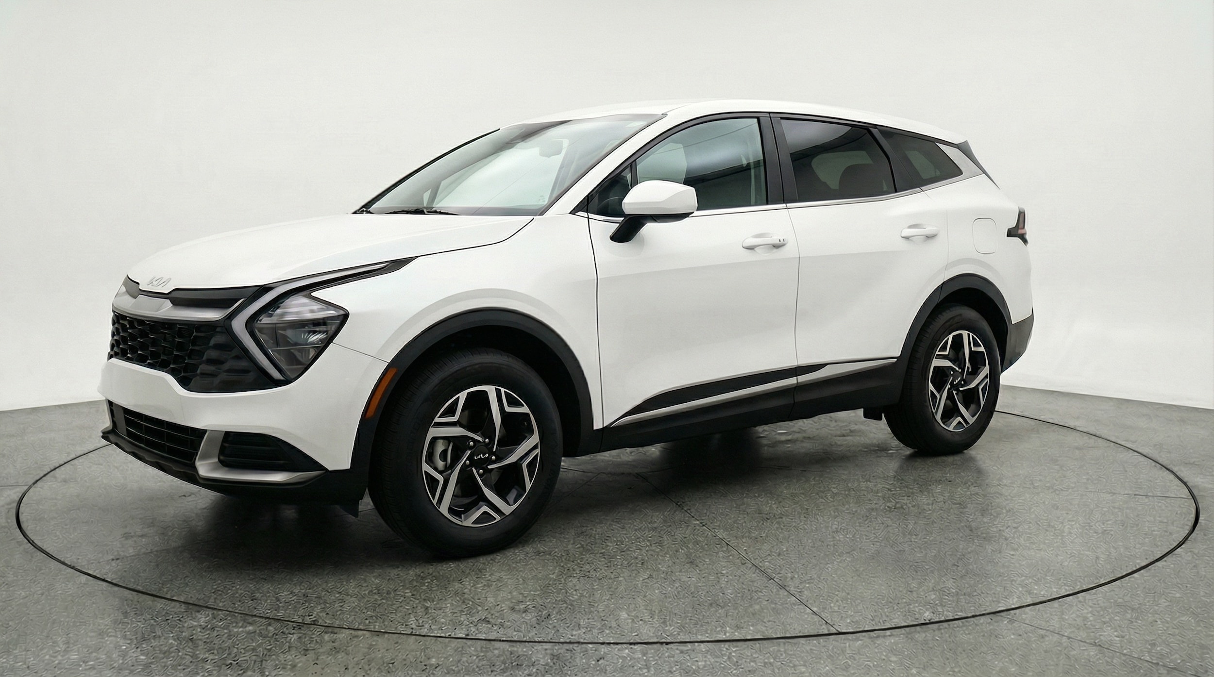 Thumbnail: 2025 Kia Sportage - 3