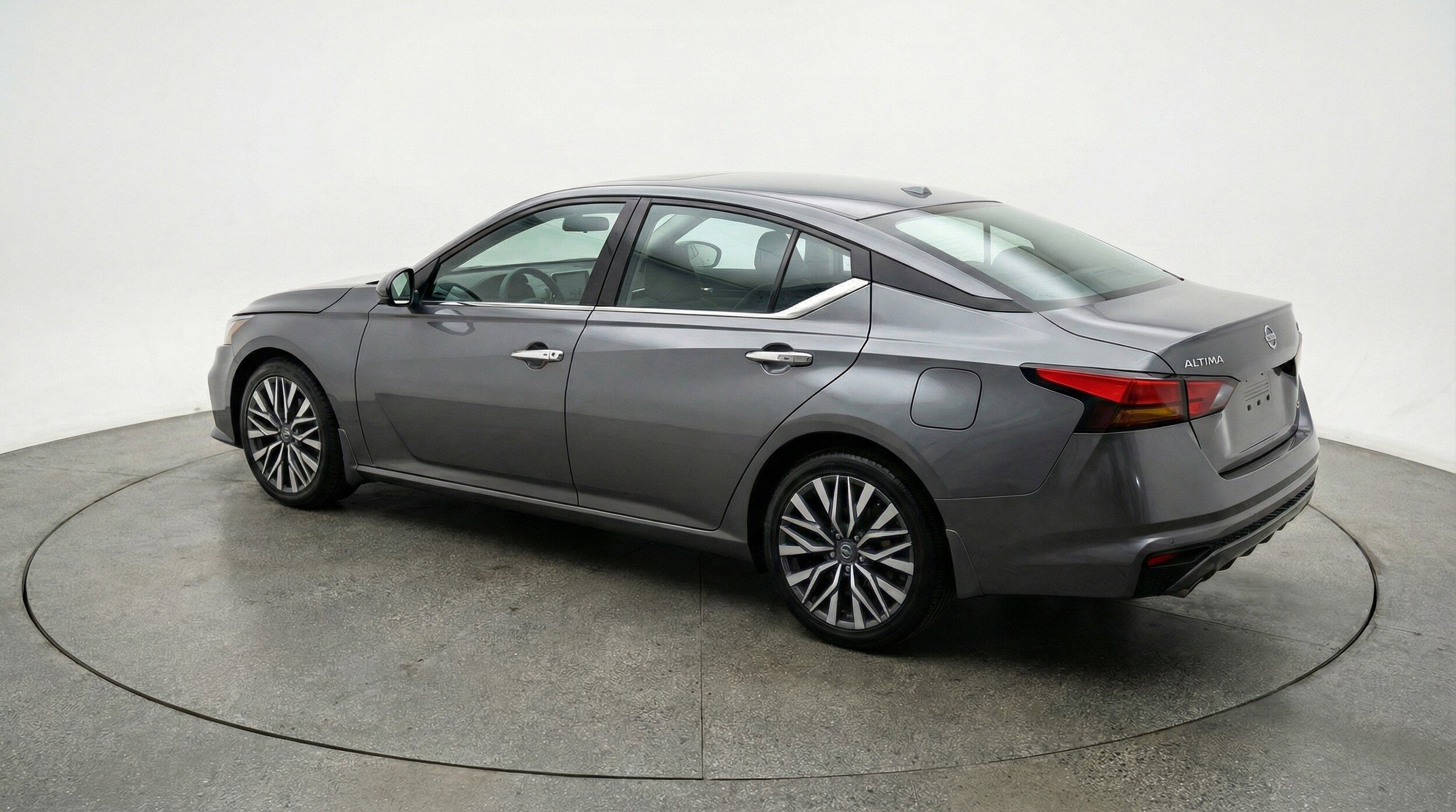 Thumbnail: 2025 Nissan Altima - 6