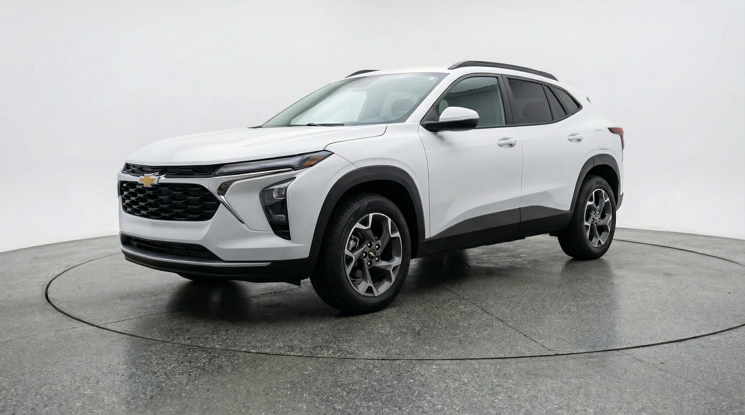 Thumbnail: 2025 Chevrolet Trax - 3