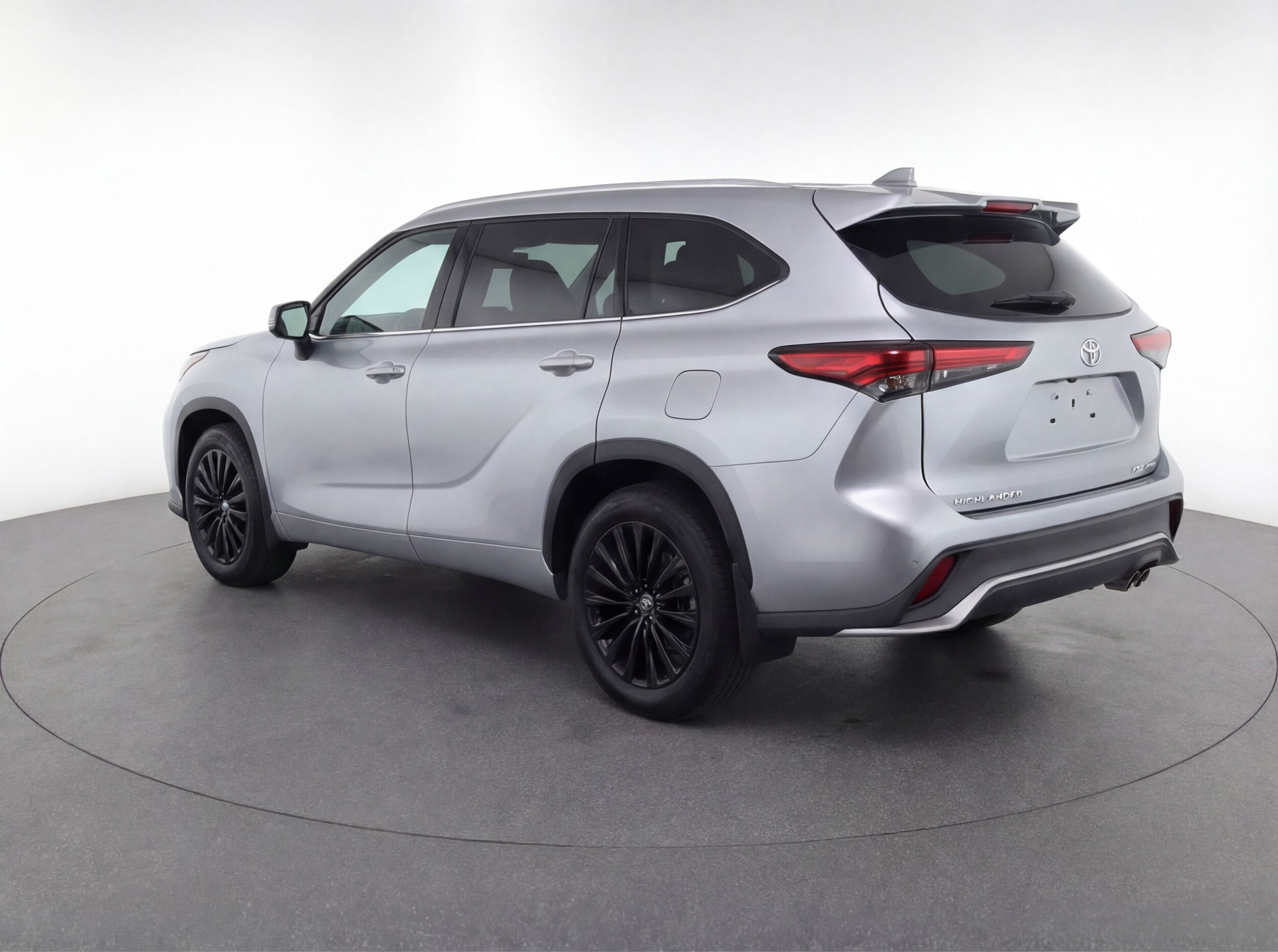 Thumbnail: 2024 Toyota Highlander - 5