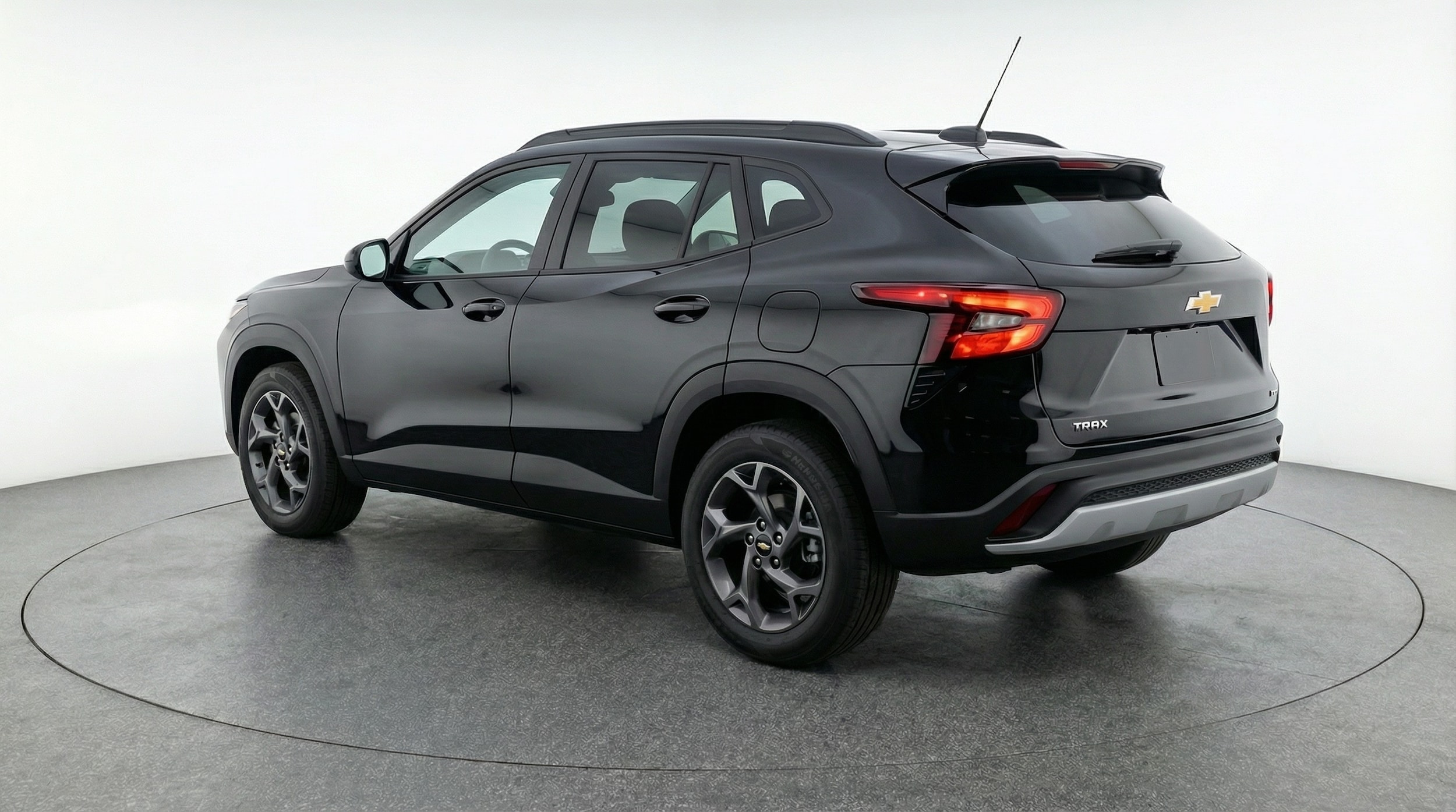 Thumbnail: 2025 Chevrolet Trax - 5