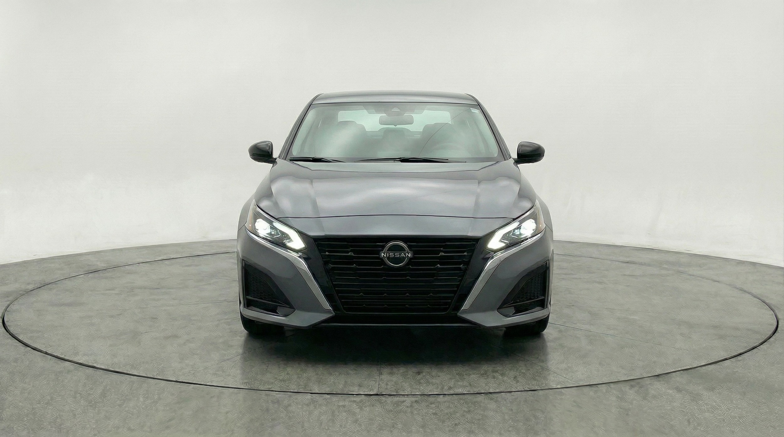 Thumbnail: 2025 Nissan Altima - 2