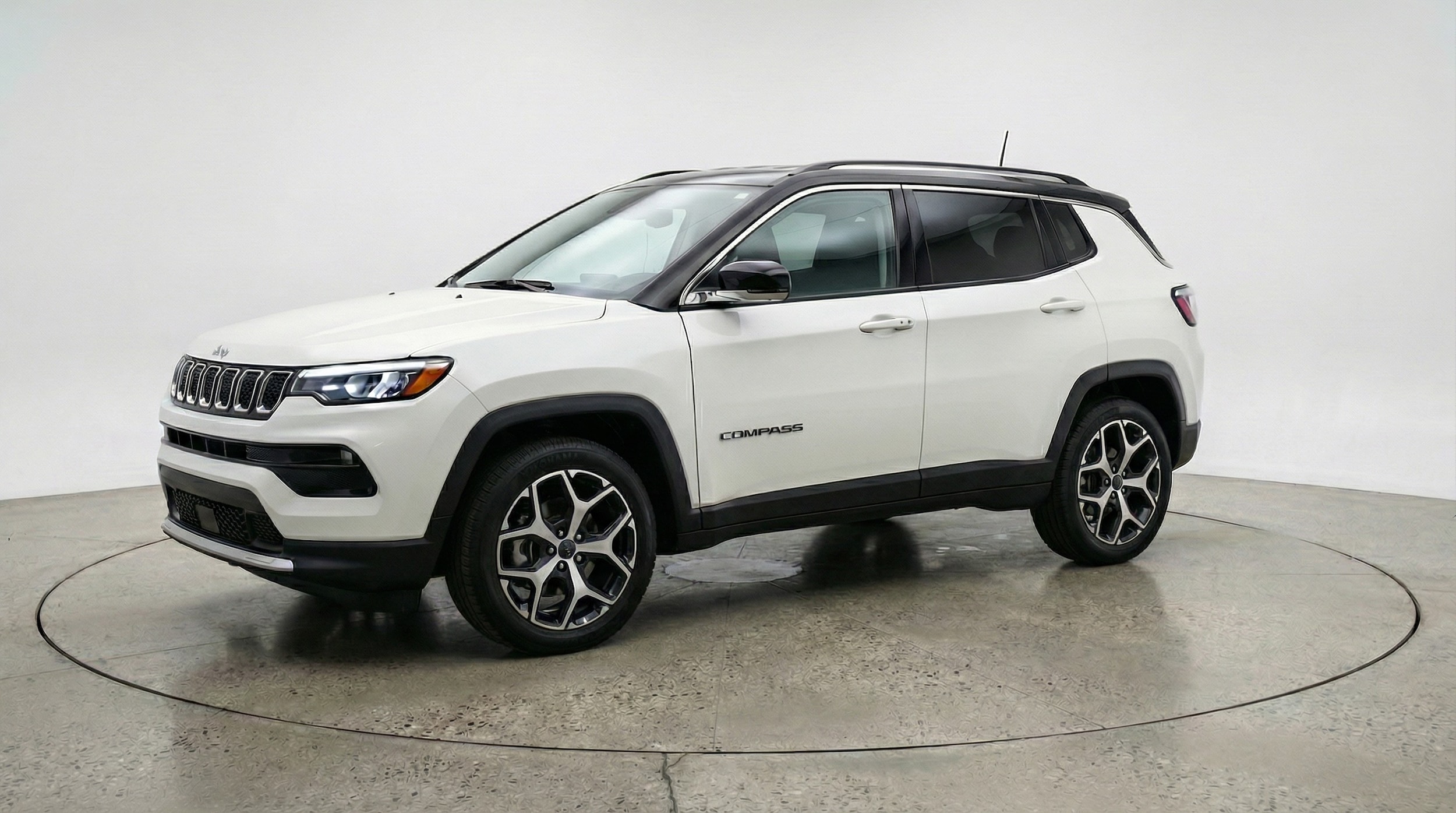 Thumbnail: 2025 Jeep Compass - 3