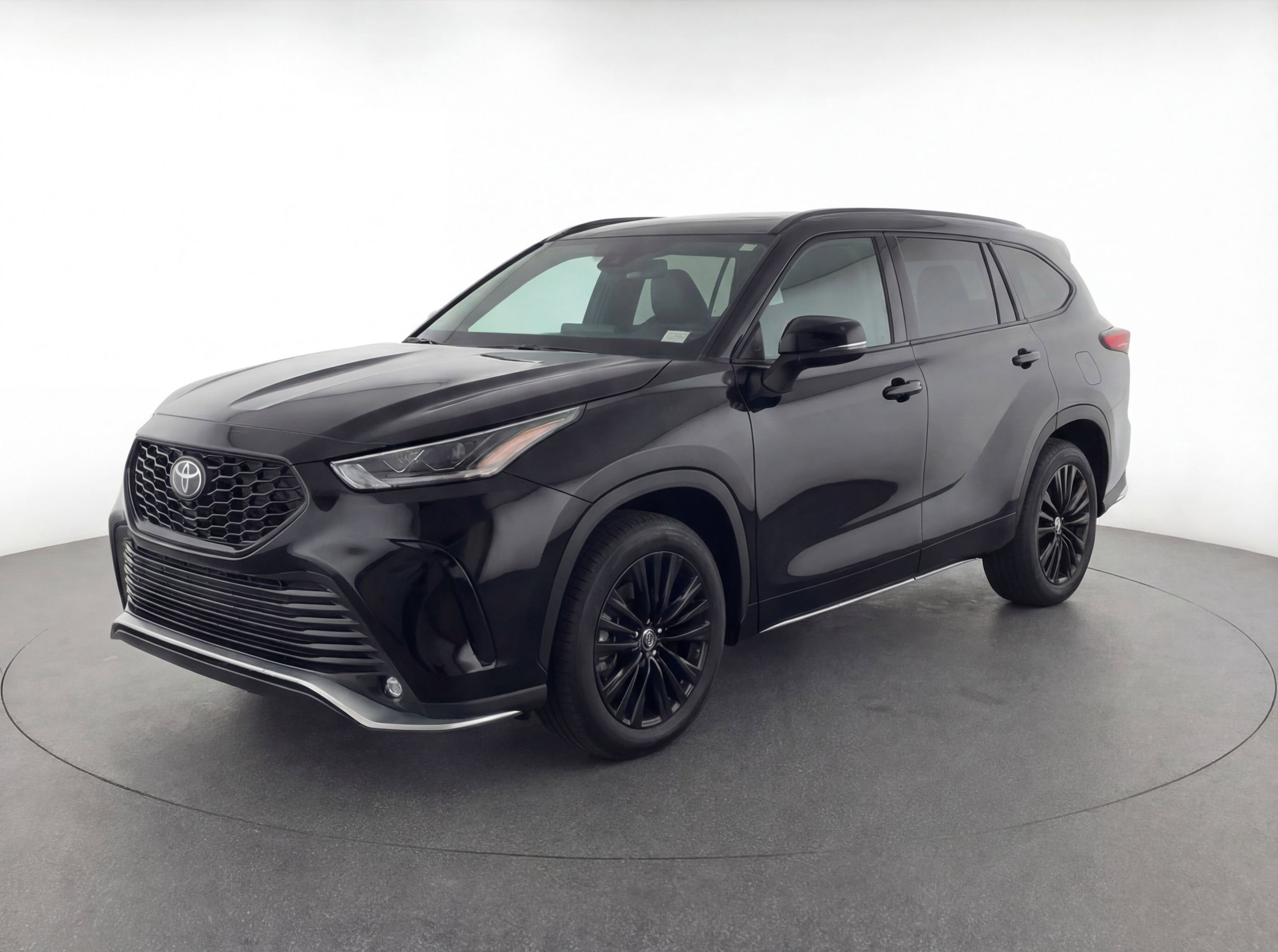 Thumbnail: 2024 Toyota Highlander - 3