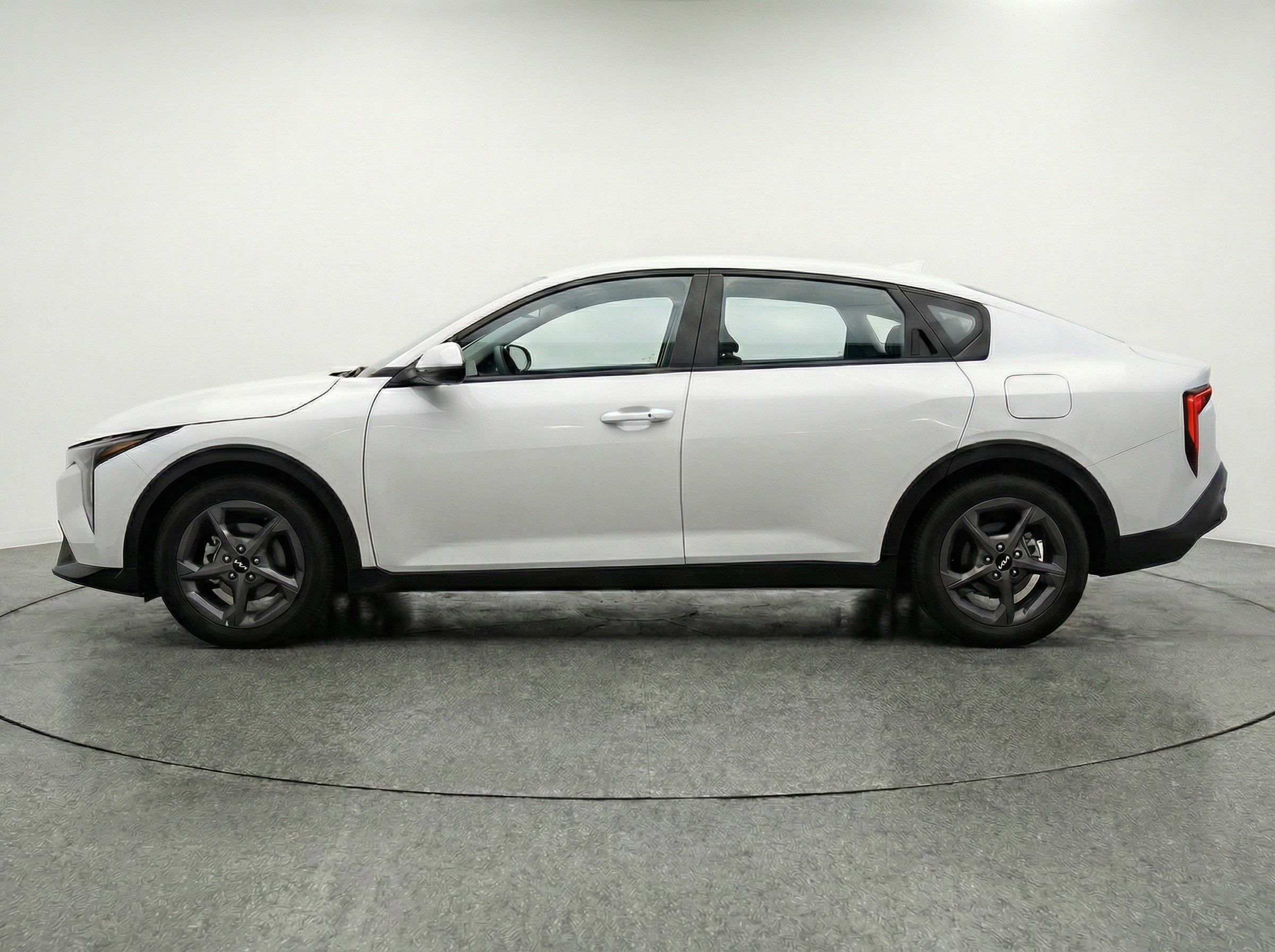 Thumbnail: 2025 Kia K4 - 5