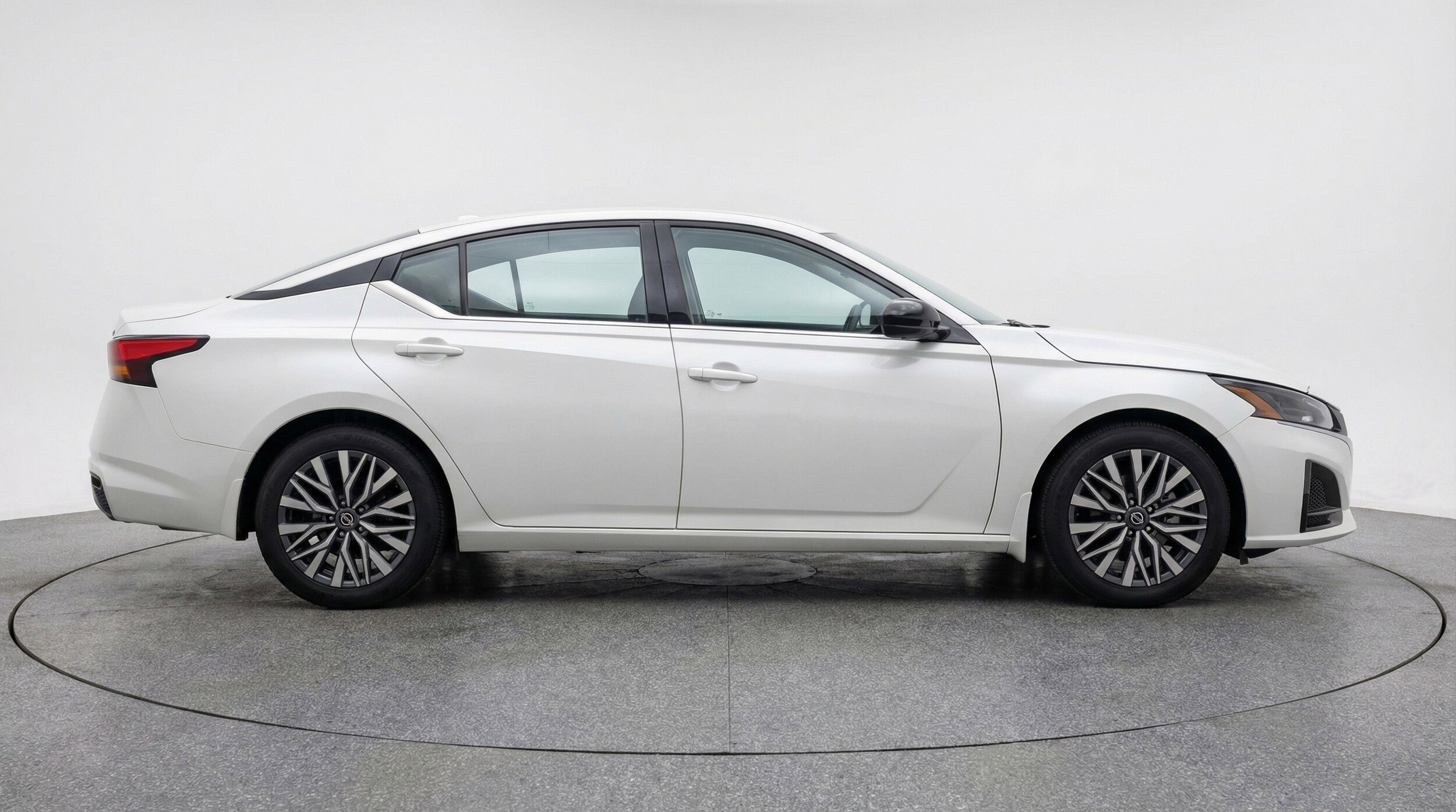 Thumbnail: 2025 Nissan Altima - 11
