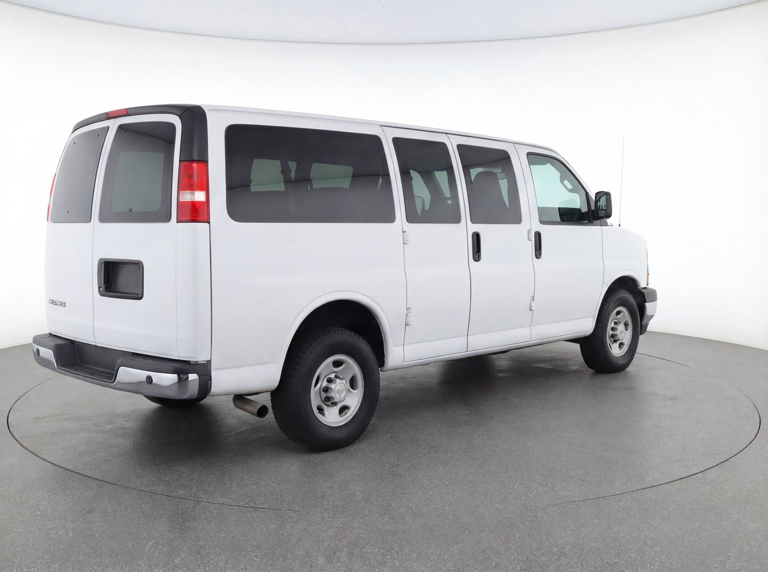 Thumbnail: 2025 Chevrolet Express - 9