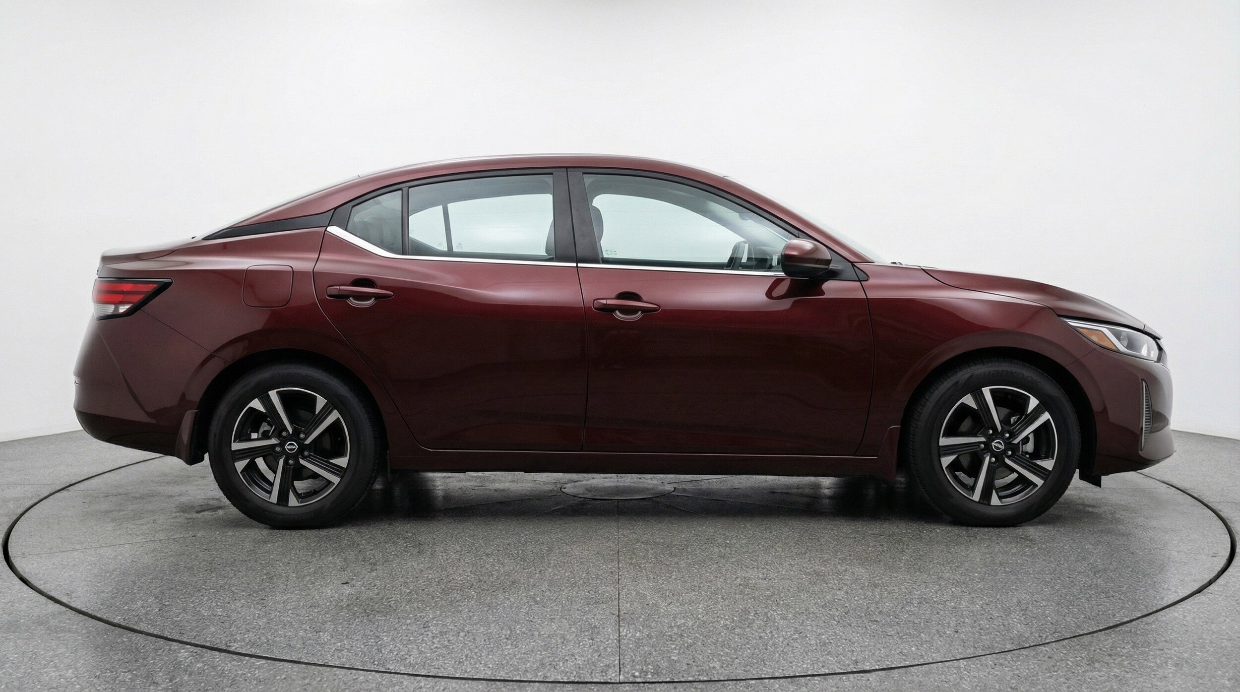 Thumbnail: 2025 Nissan Sentra - 11