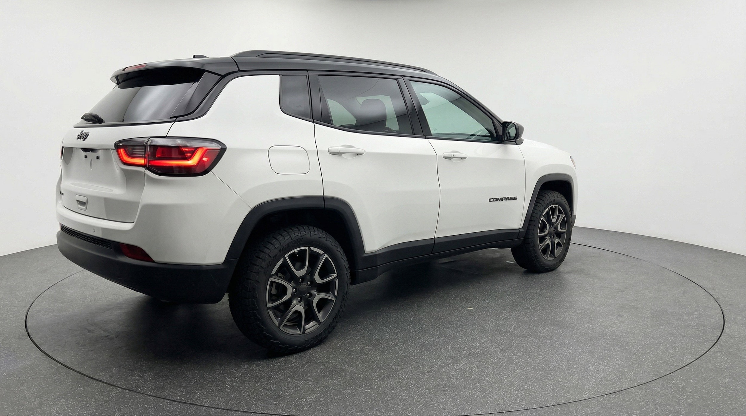 Thumbnail: 2025 Jeep Compass - 9