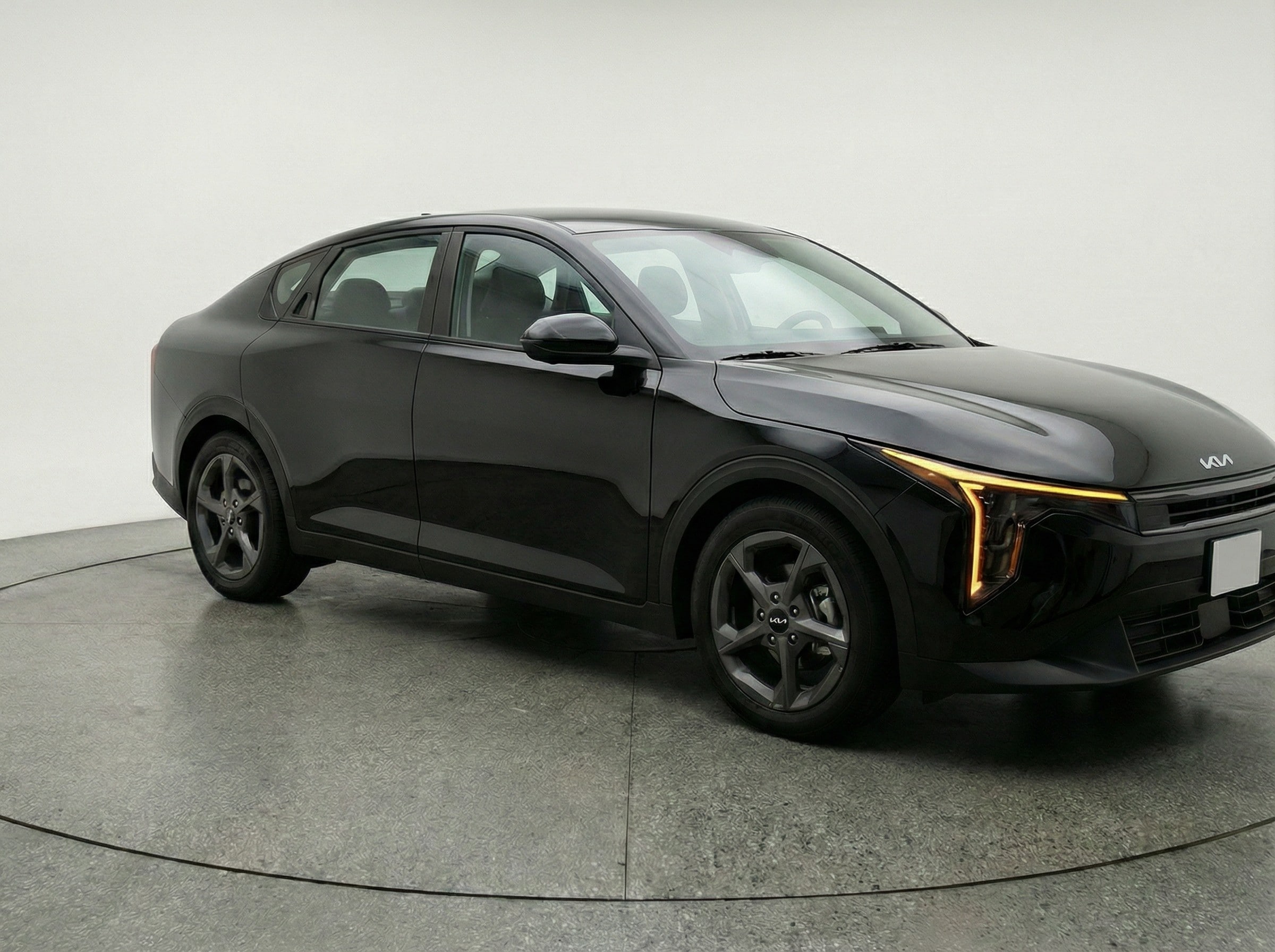 Thumbnail: 2025 Kia K4 - 1