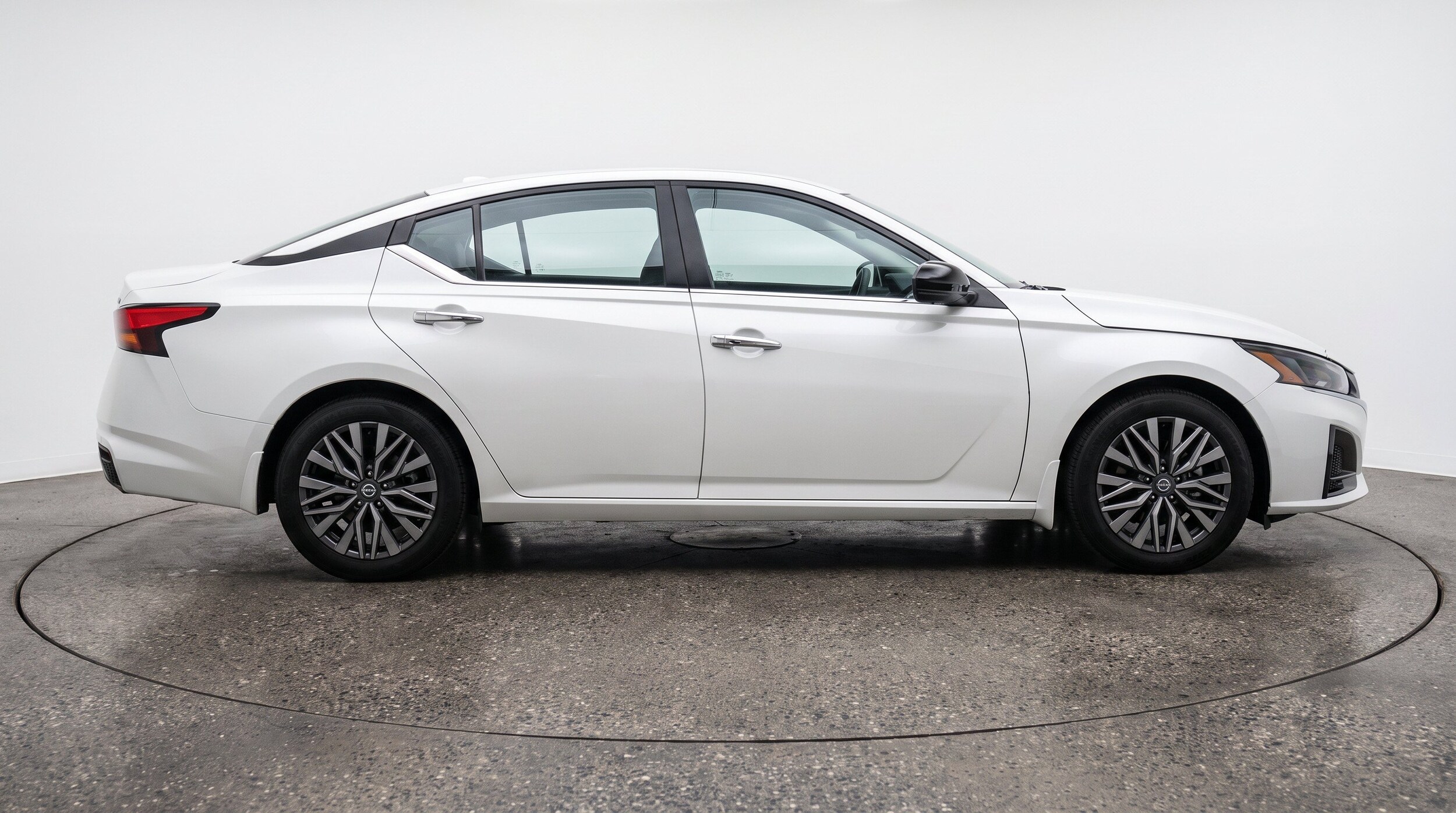 Thumbnail: 2025 Nissan Altima - 11