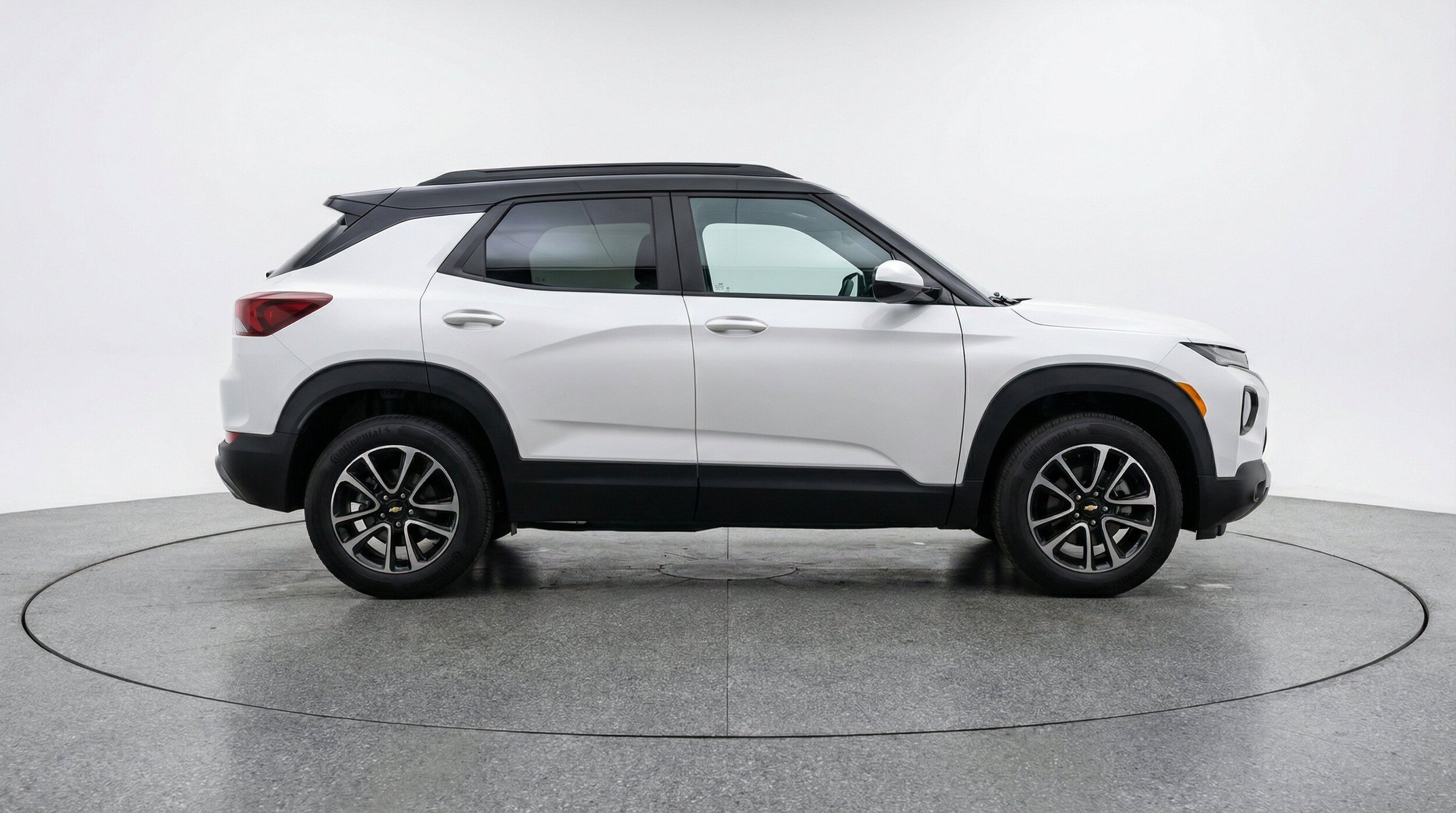 Thumbnail: 2025 Chevrolet TrailBlazer - 11