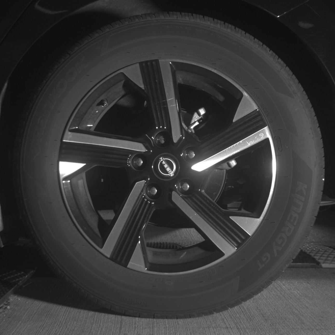 Thumbnail: 2025 Nissan Sentra - 11