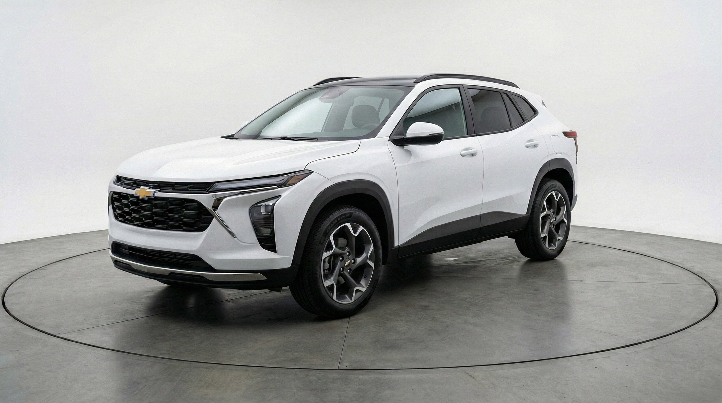 Thumbnail: 2025 Chevrolet Trax - 3