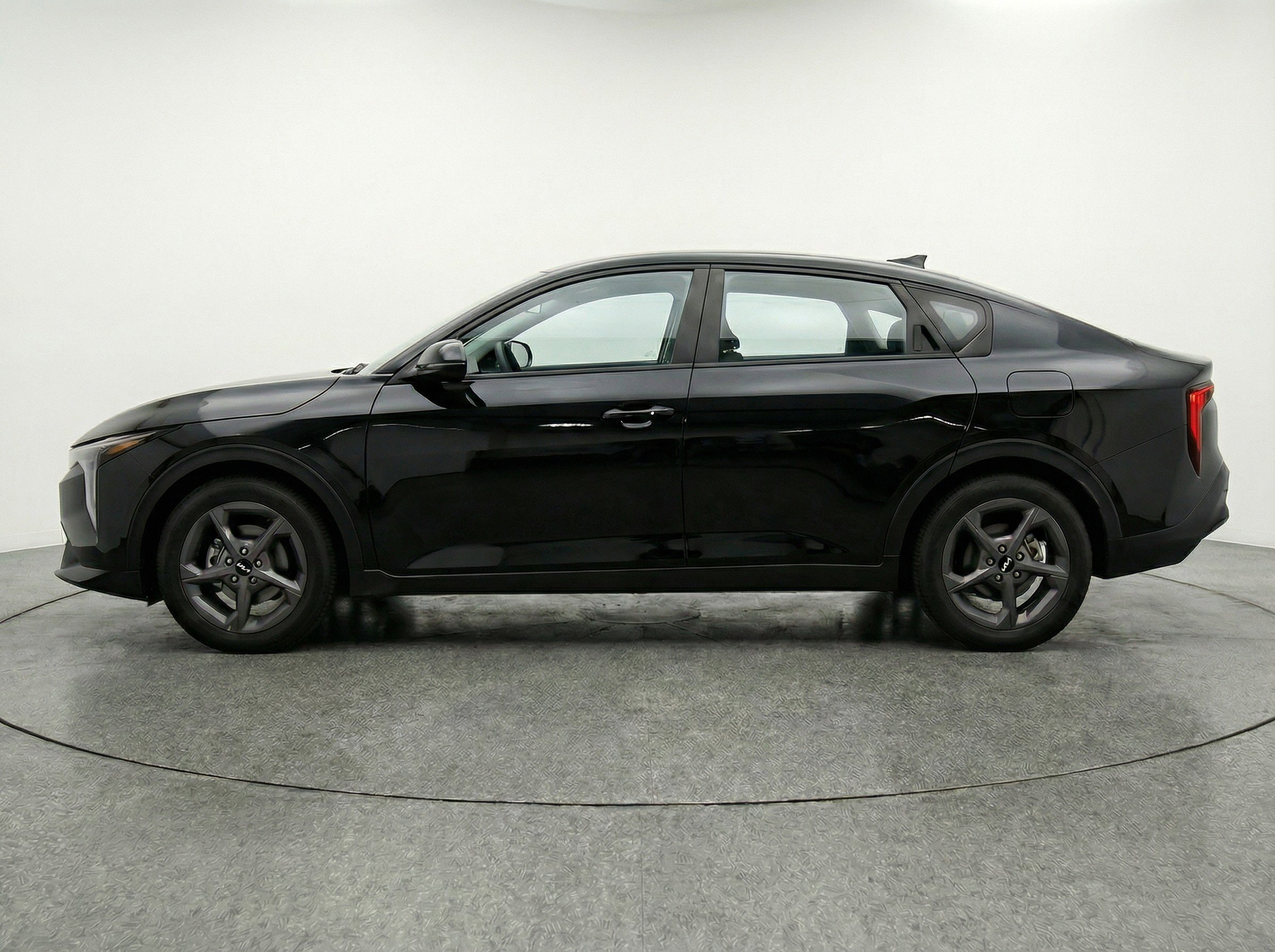 Thumbnail: 2025 Kia K4 - 5