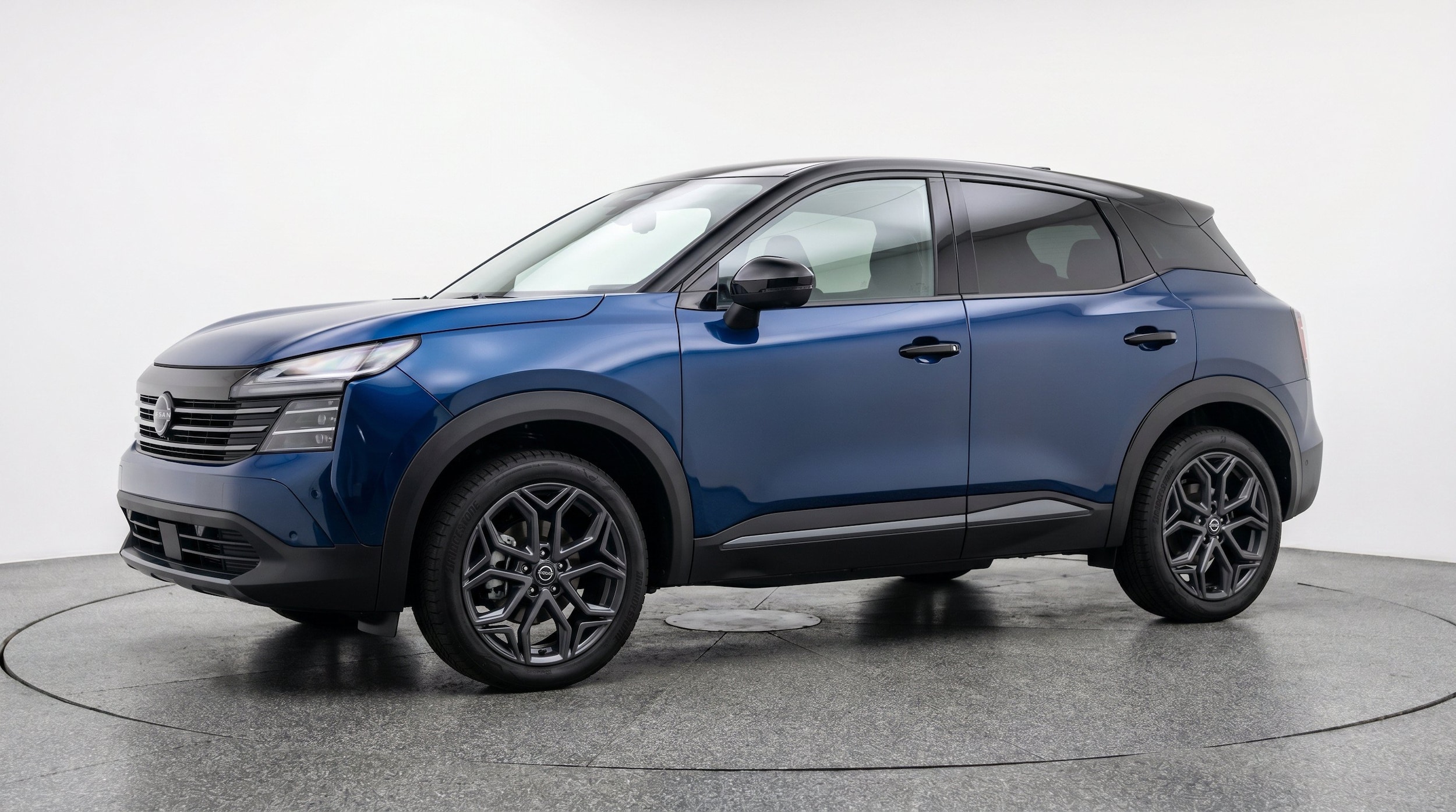 Thumbnail: 2026 Nissan Kicks - 3