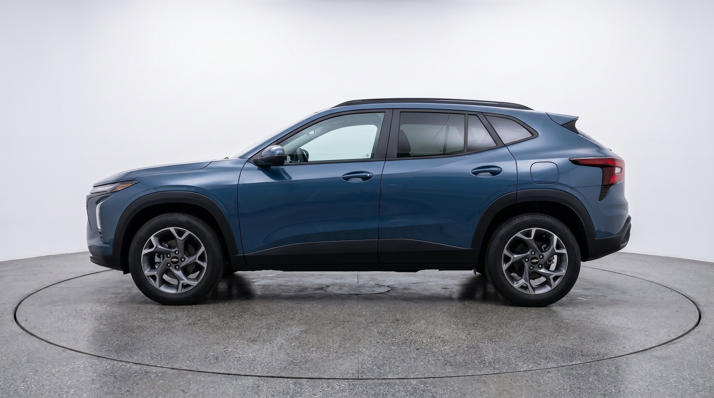 Thumbnail: 2025 Chevrolet Trax - 5