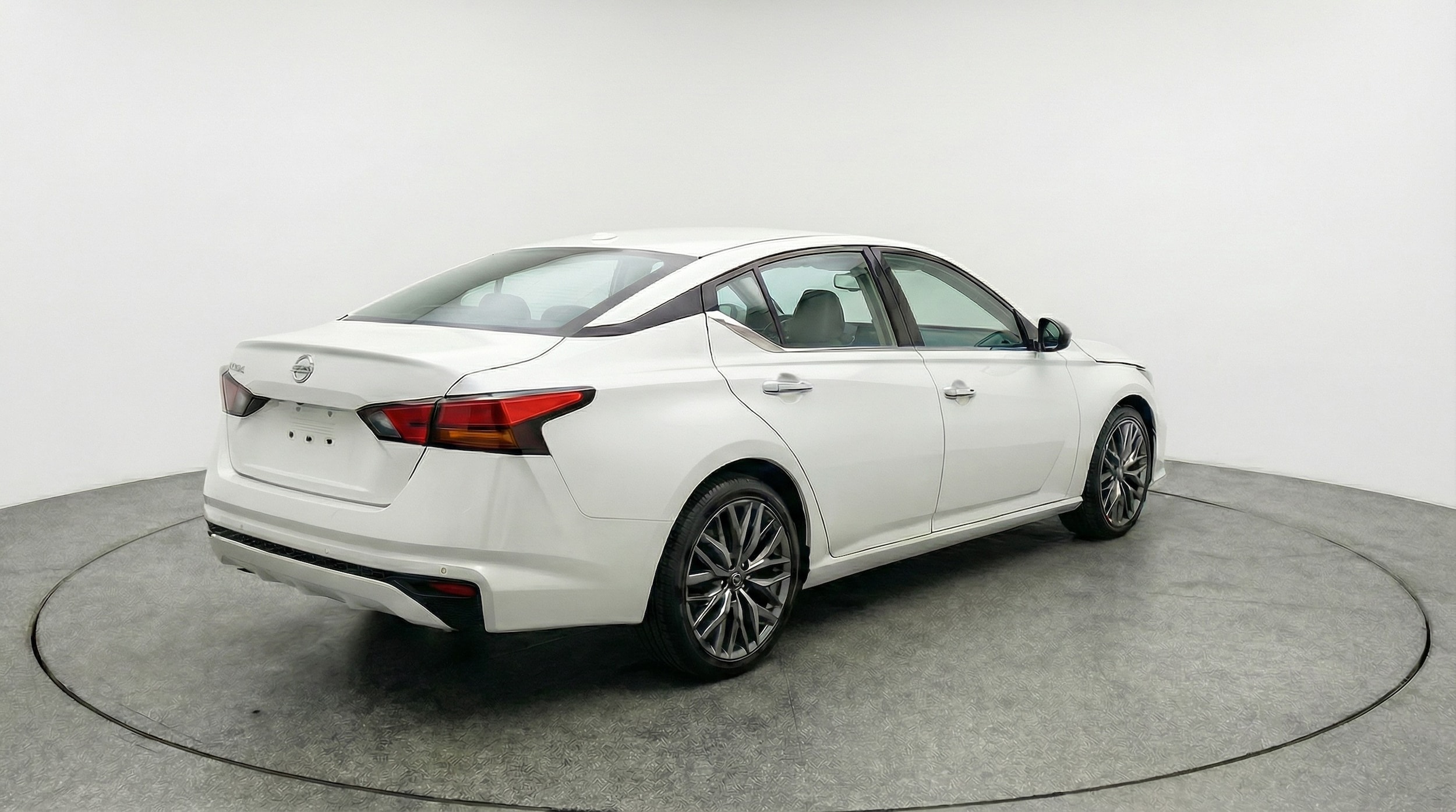 Thumbnail: 2025 Nissan Altima - 7