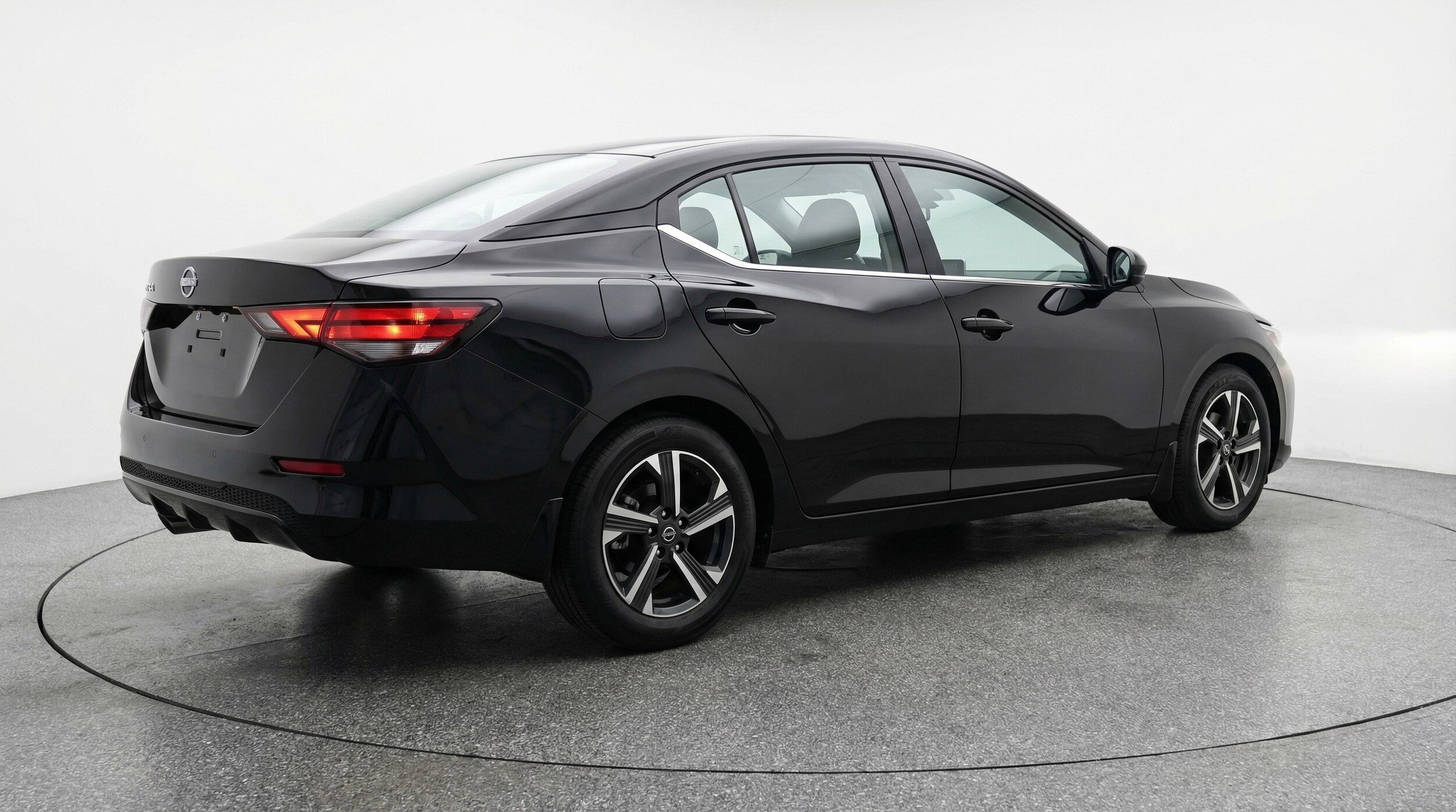 Thumbnail: 2025 Nissan Sentra - 9