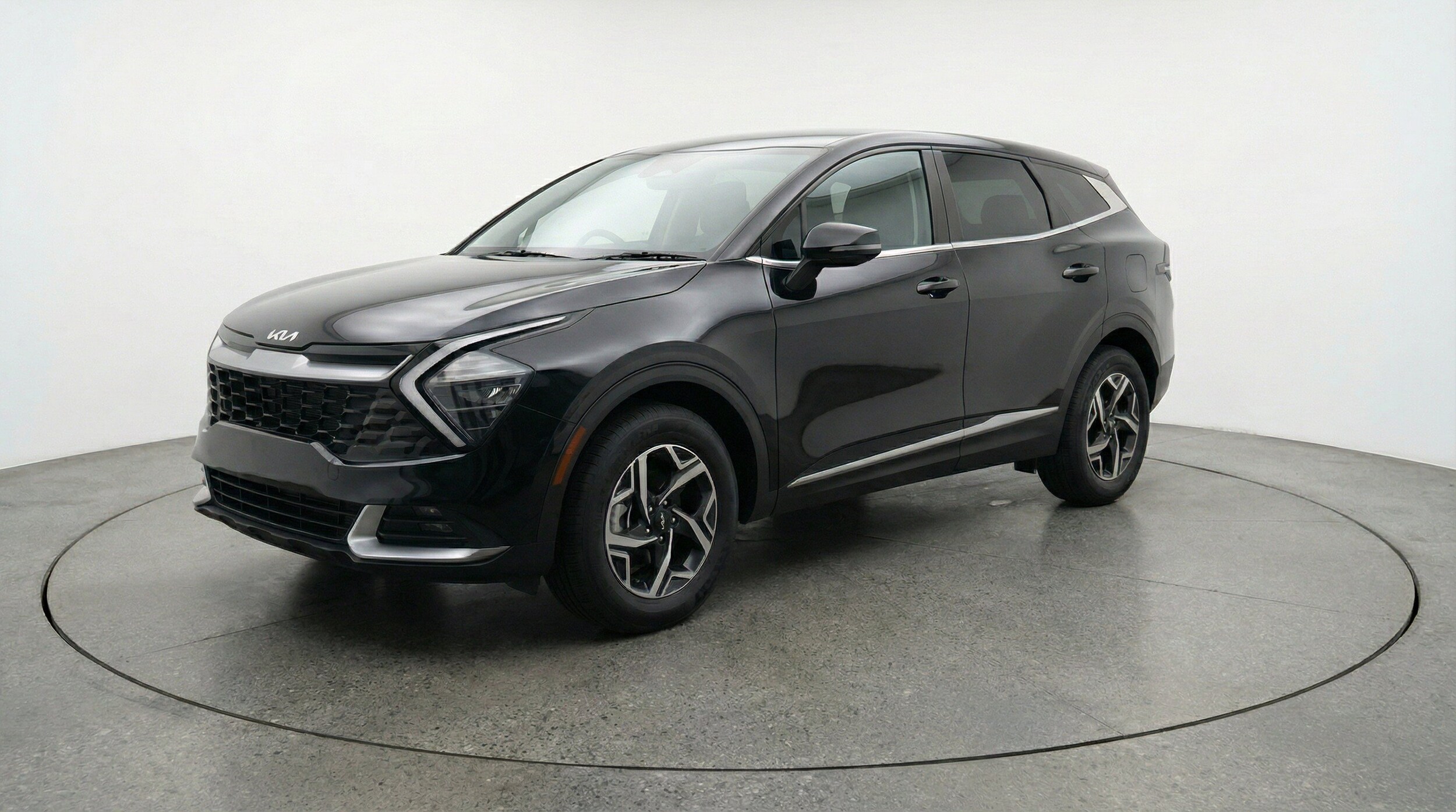 Thumbnail: 2025 Kia Sportage - 3