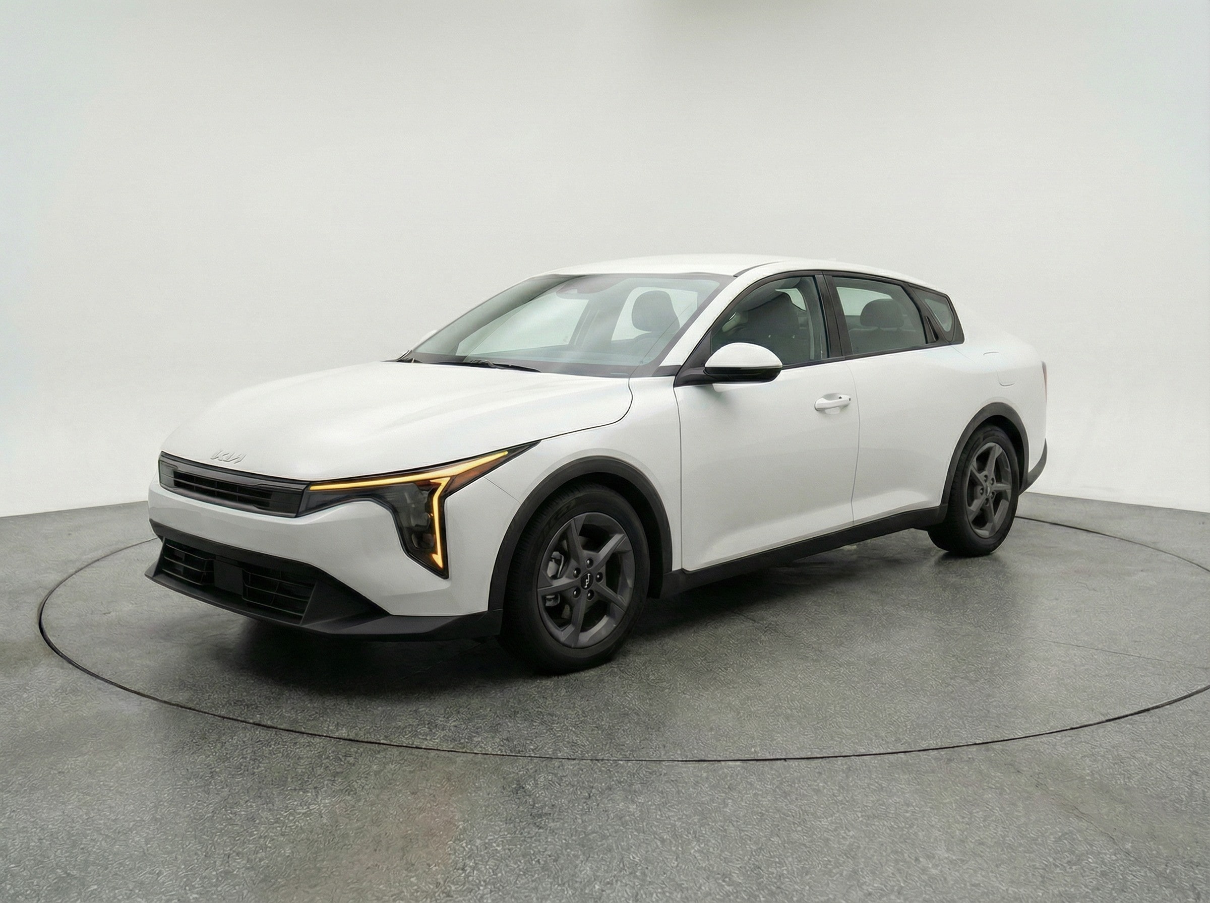 Thumbnail: 2025 Kia K4 - 3