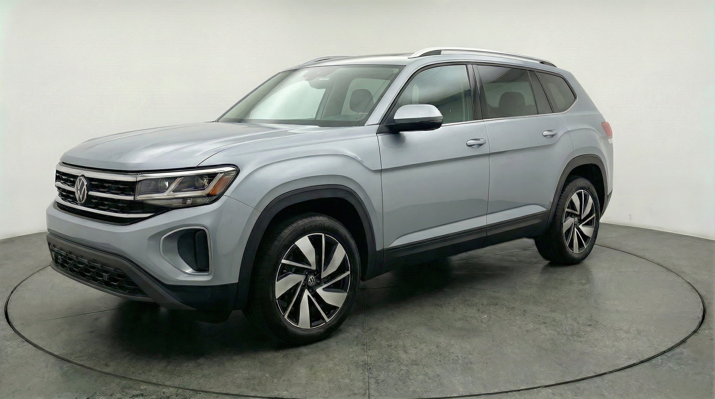 Thumbnail: 2026 Volkswagen Atlas - 3