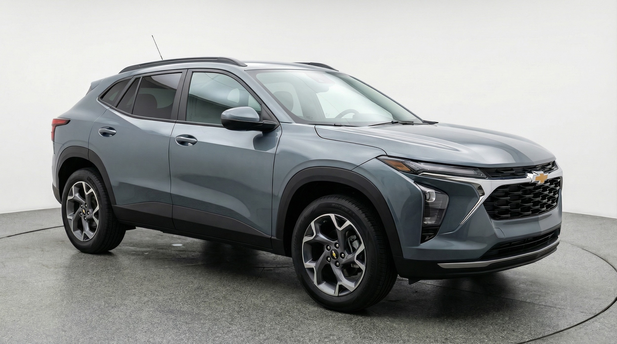 Thumbnail: 2025 Chevrolet Trax - 1