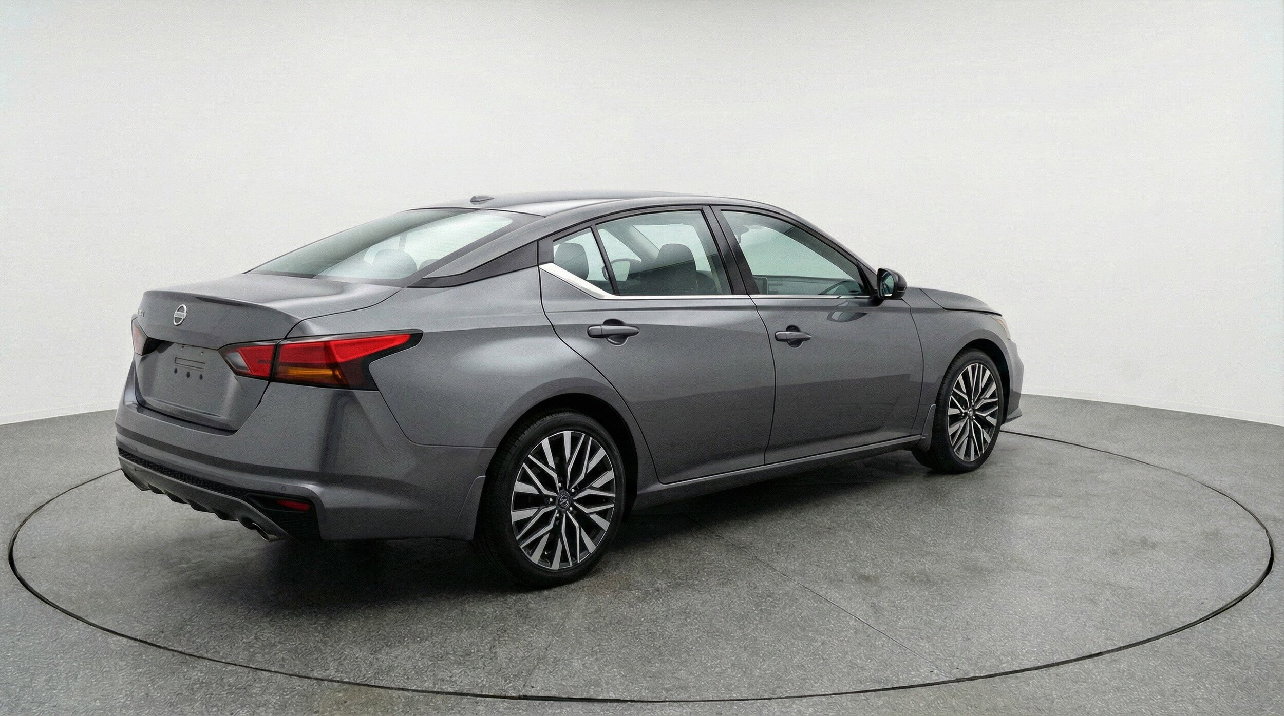 Thumbnail: 2025 Nissan Altima - 9