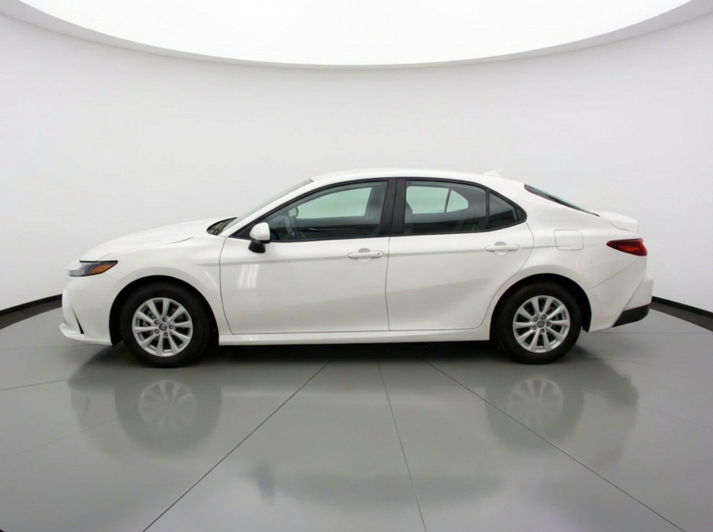 Thumbnail: 2025 Toyota Camry - 4