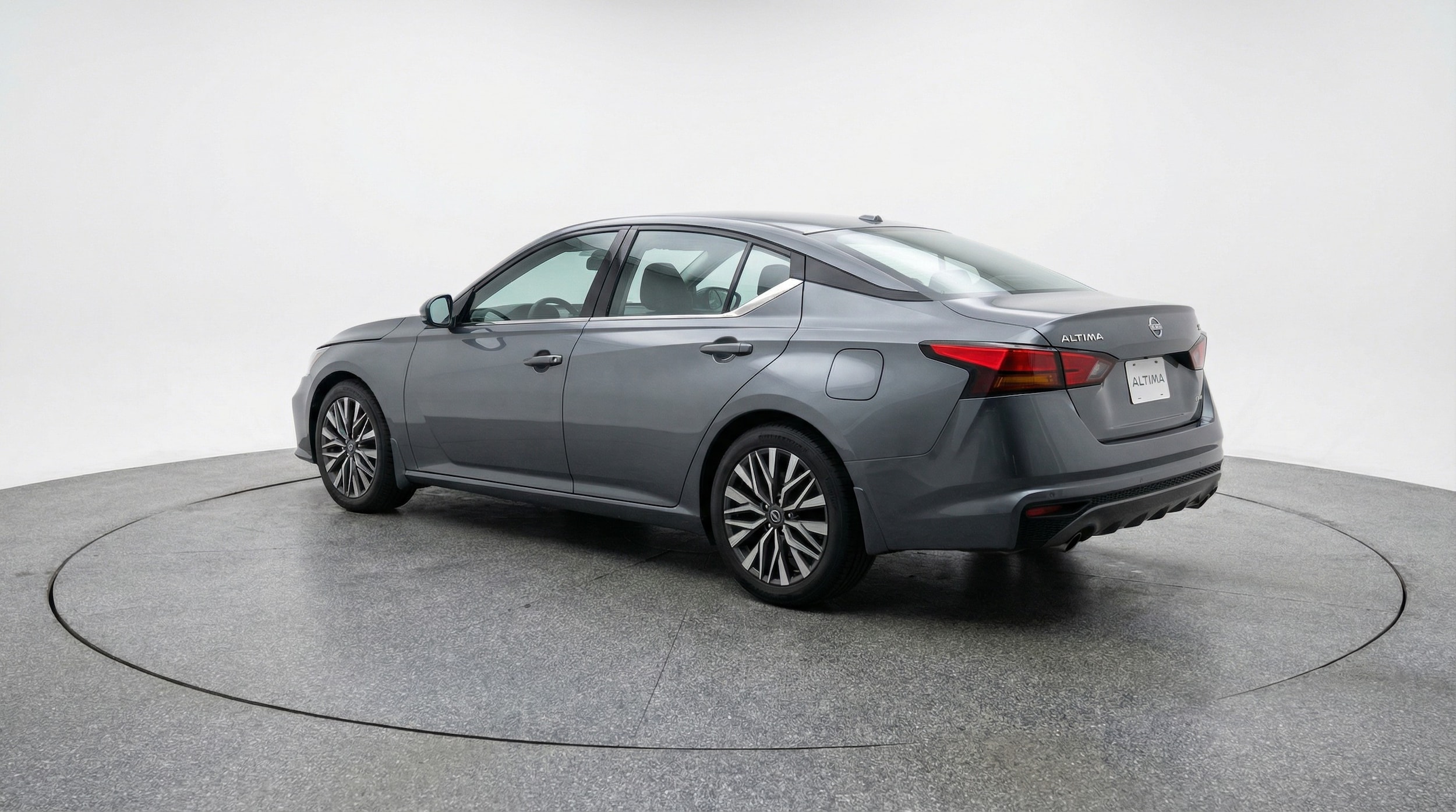 Thumbnail: 2025 Nissan Altima - 5