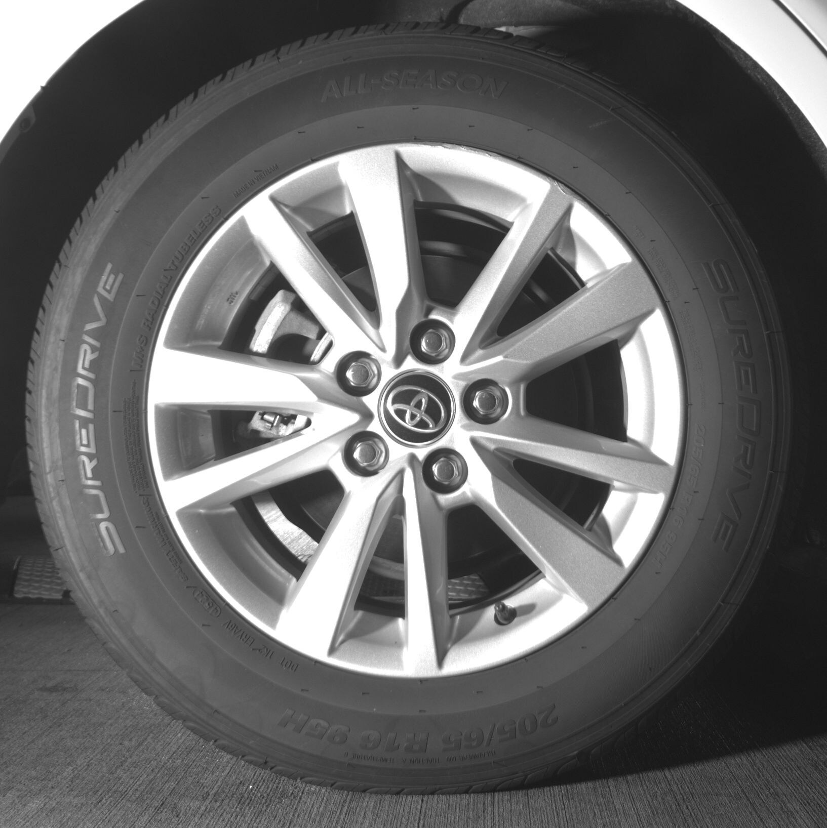 Thumbnail: 2025 Toyota Camry - 12