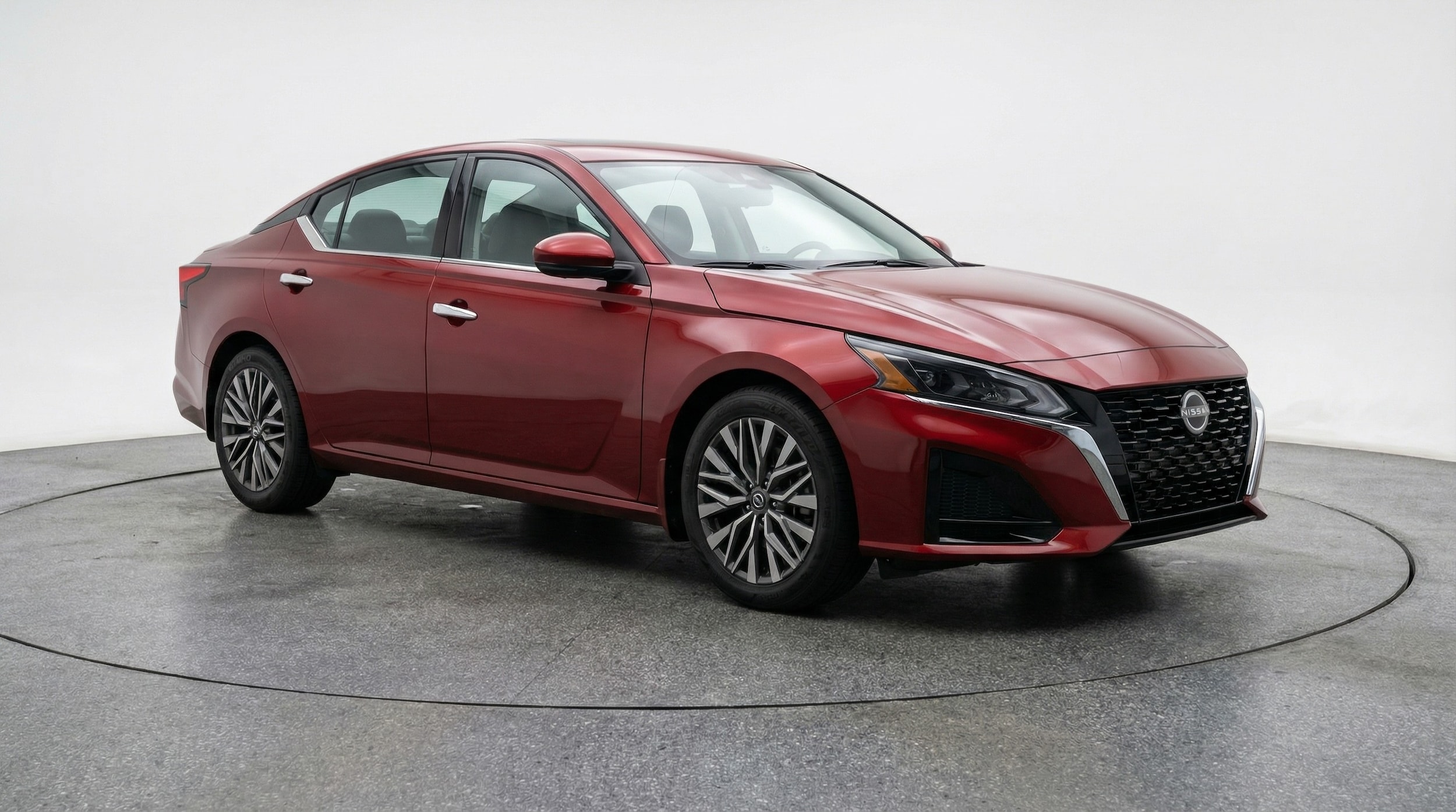 Thumbnail: 2025 Nissan Altima - 1