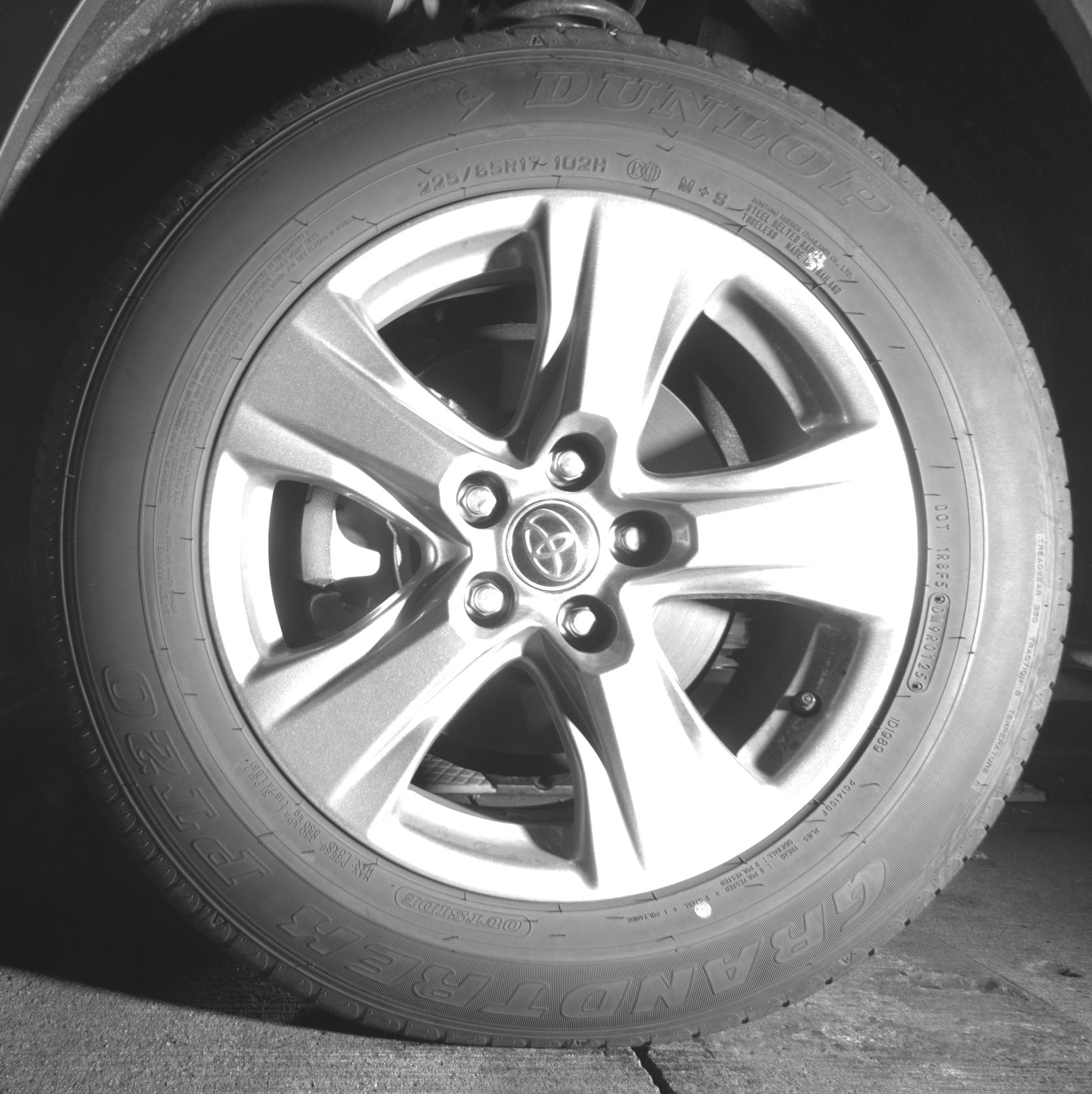 Thumbnail: 2025 Toyota RAV4 - 9