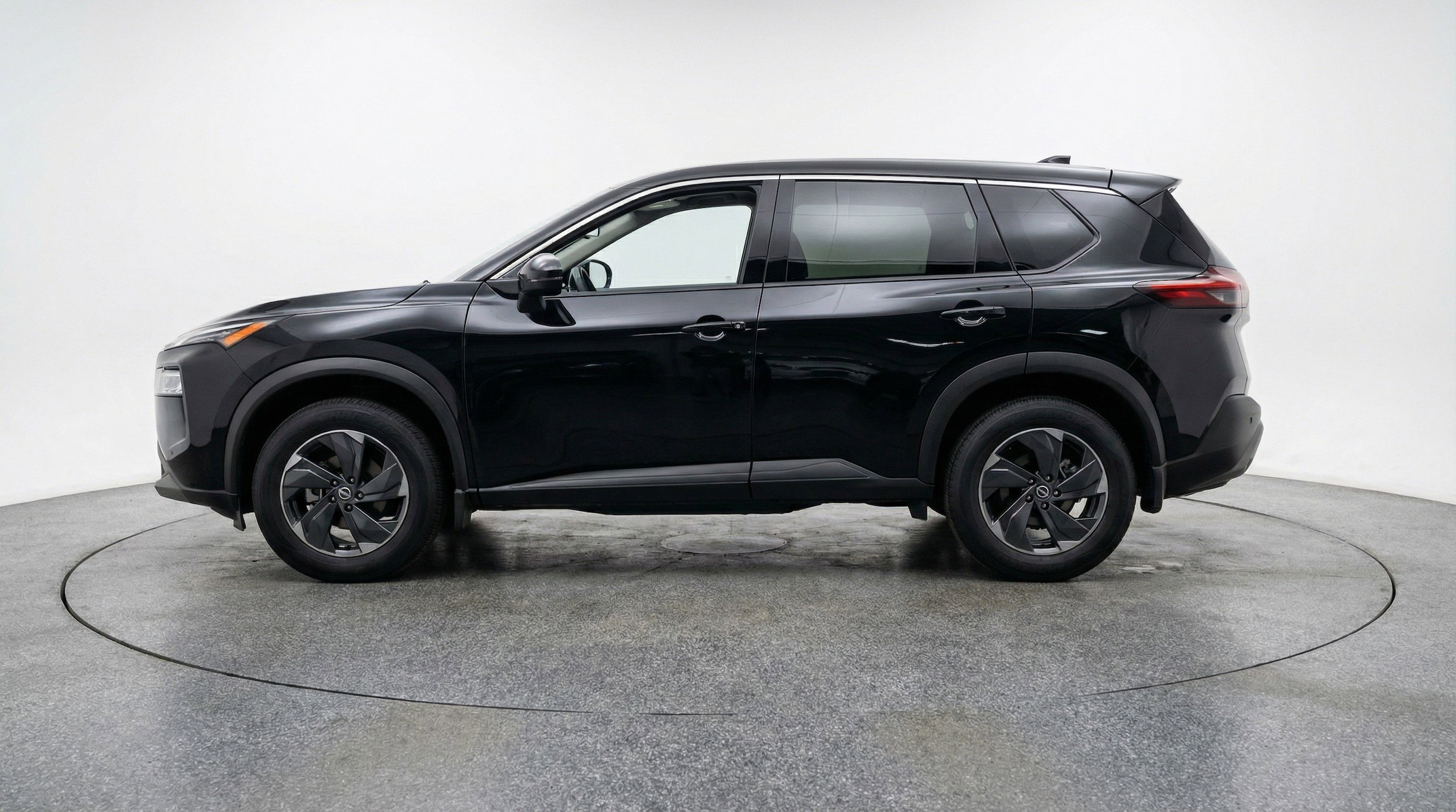 Thumbnail: 2025 Nissan Rogue - 5