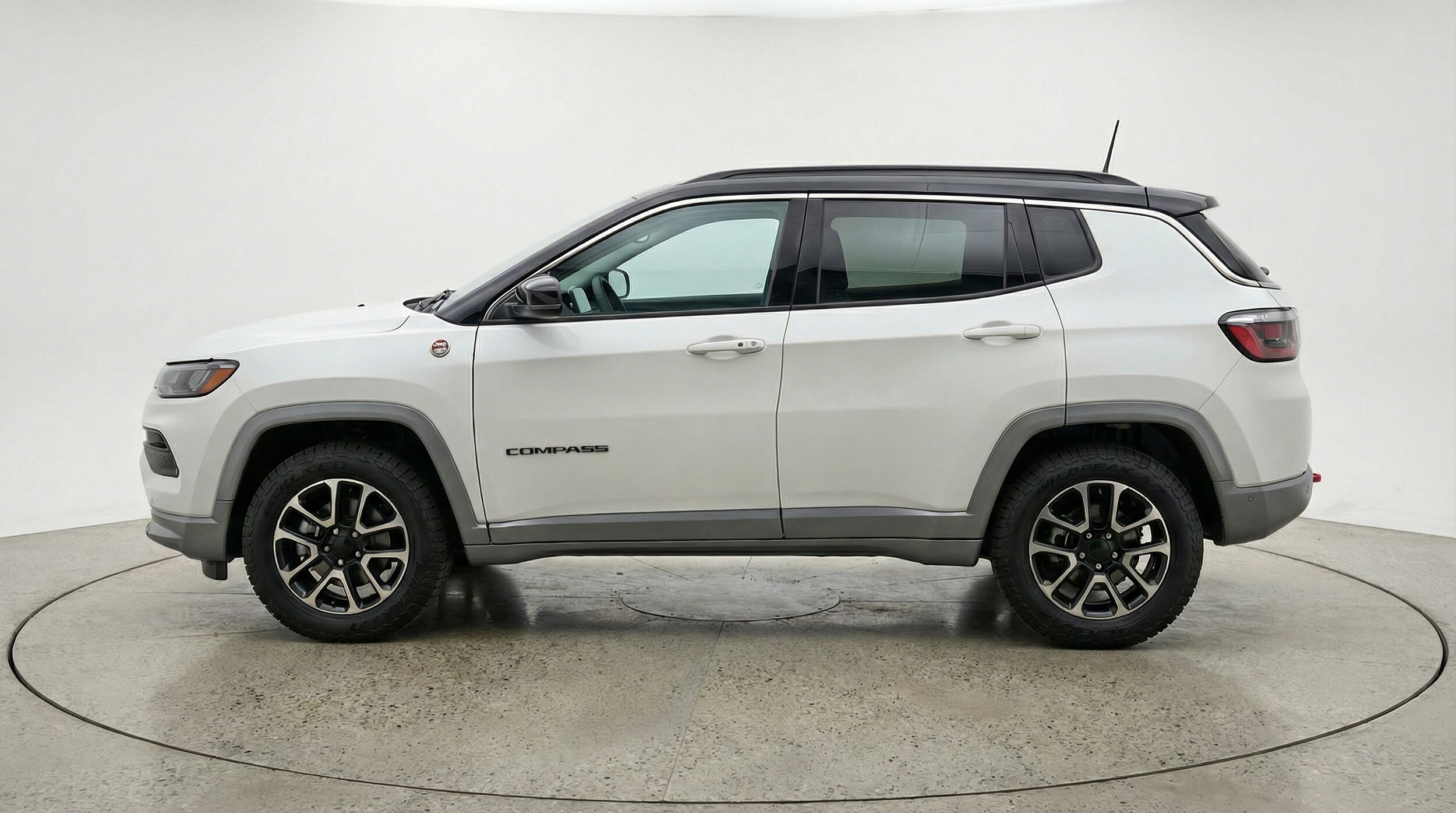 Thumbnail: 2025 Jeep Compass - 4