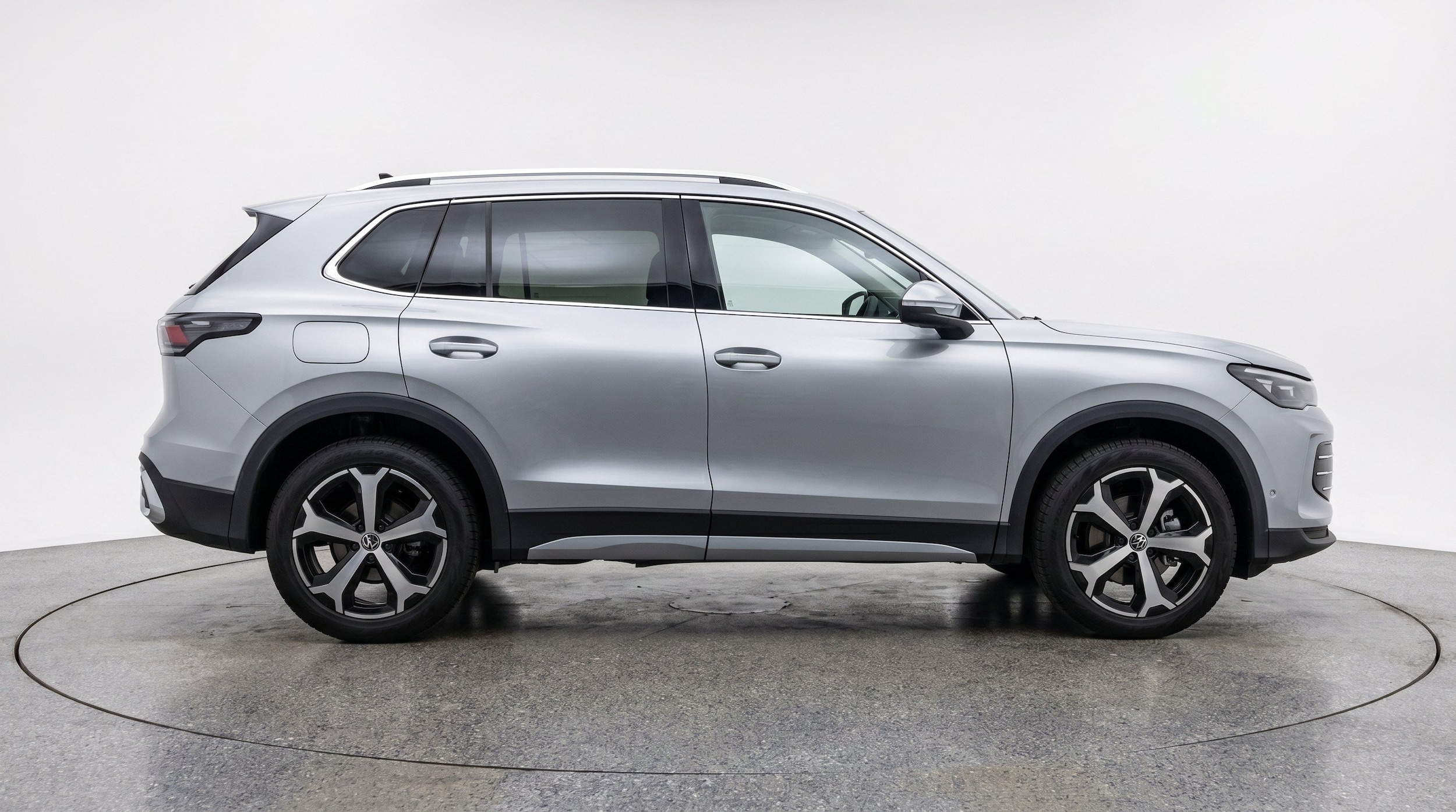Thumbnail: 2026 Volkswagen Tiguan - 11