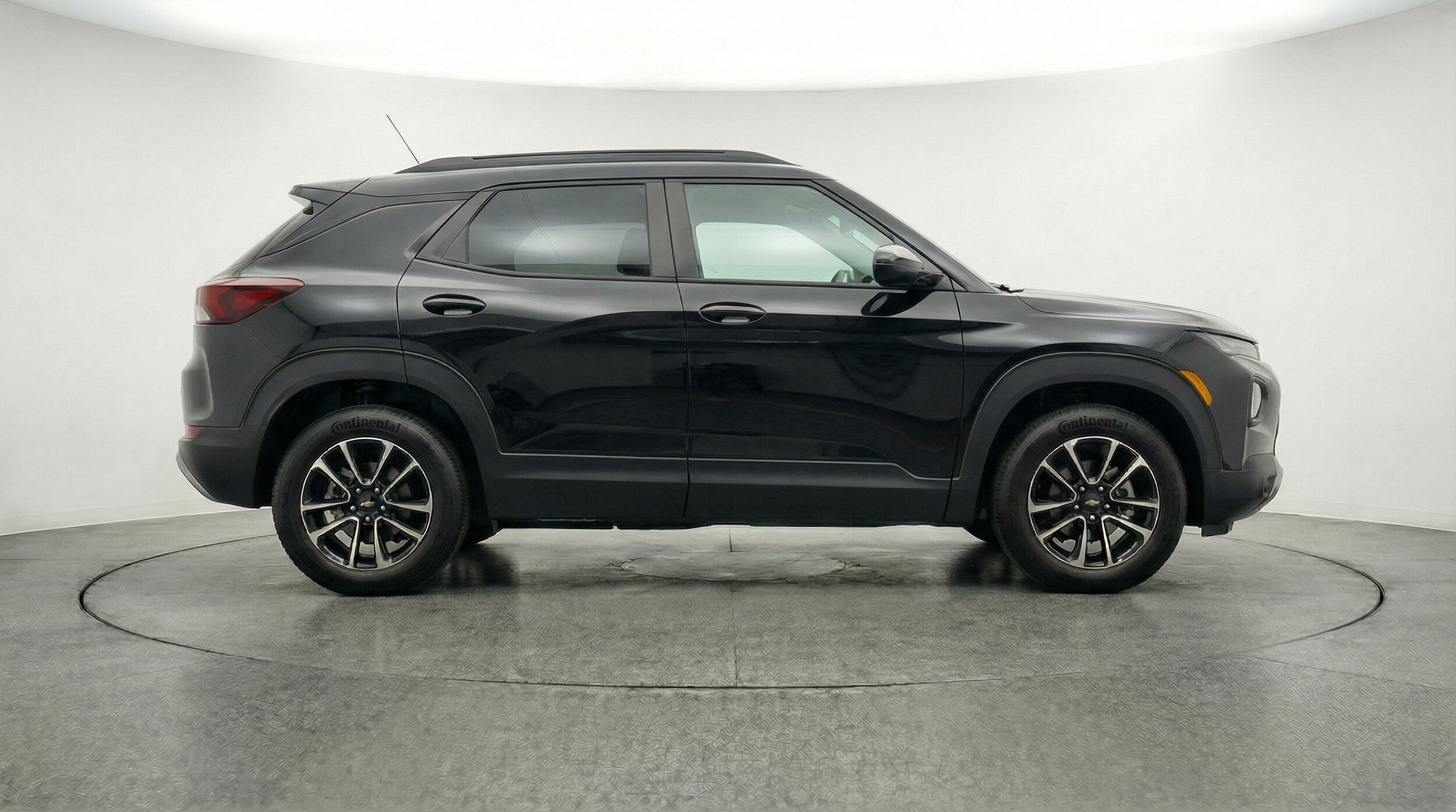 Thumbnail: 2025 Chevrolet TrailBlazer - 11