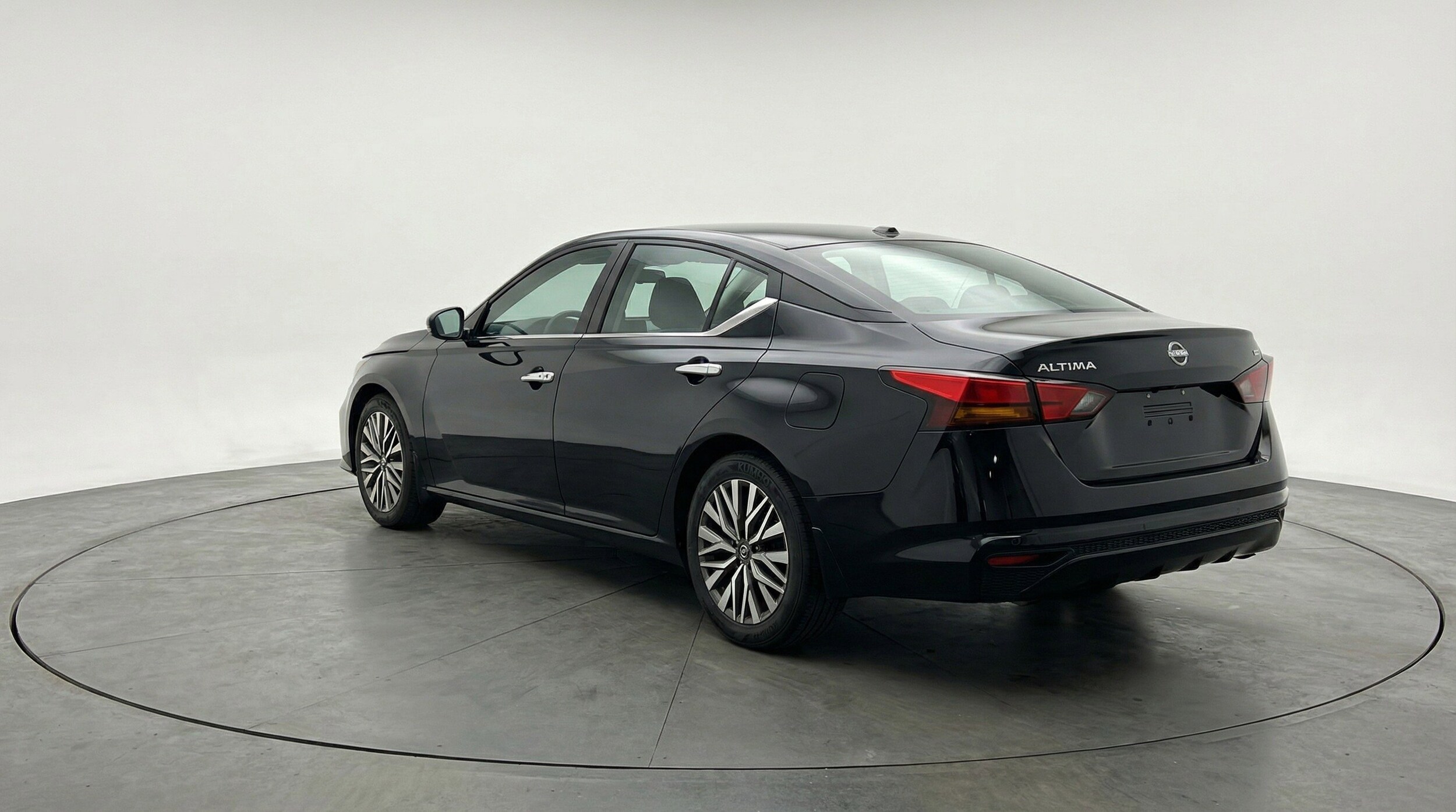 Thumbnail: 2025 Nissan Altima - 6