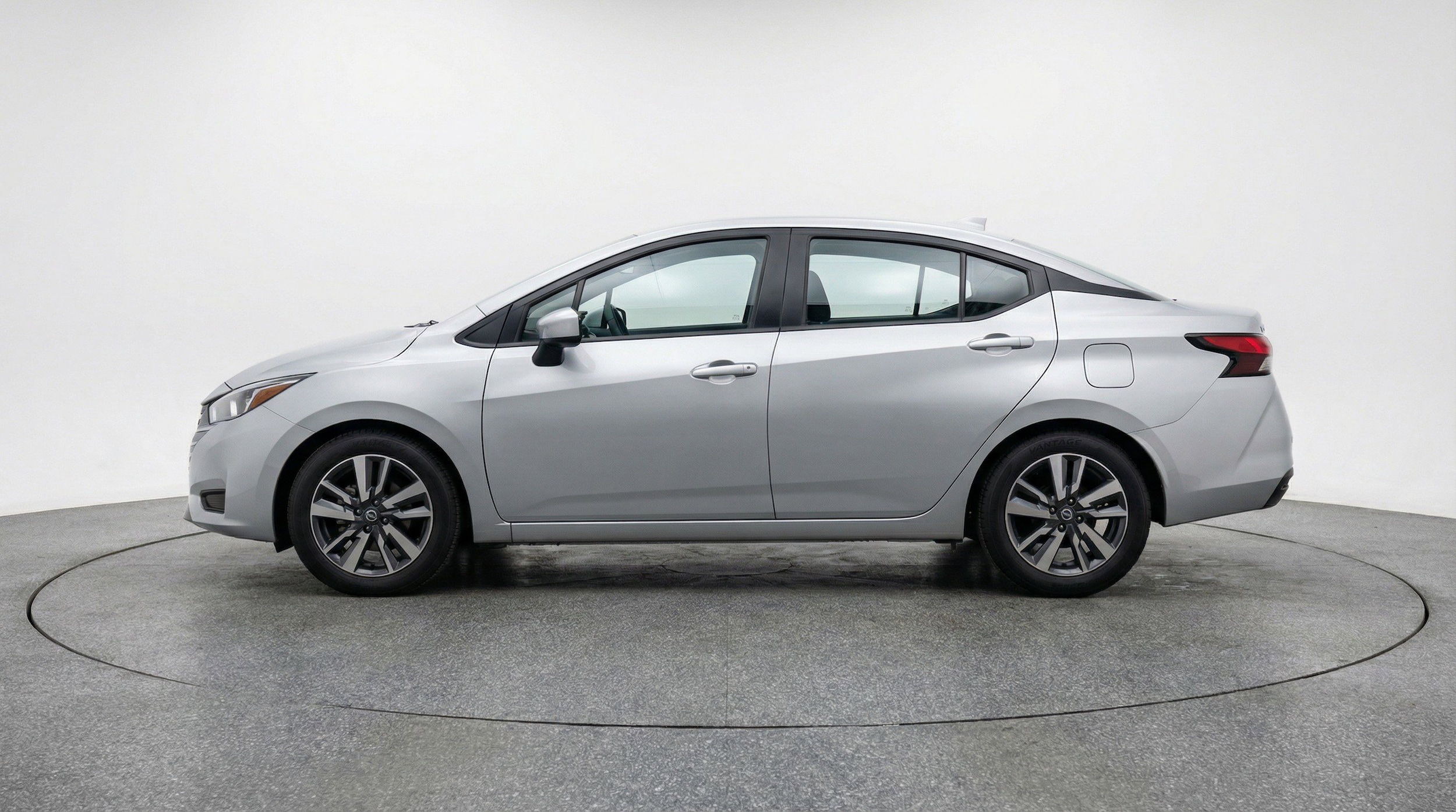 Thumbnail: 2025 Nissan Versa - 5