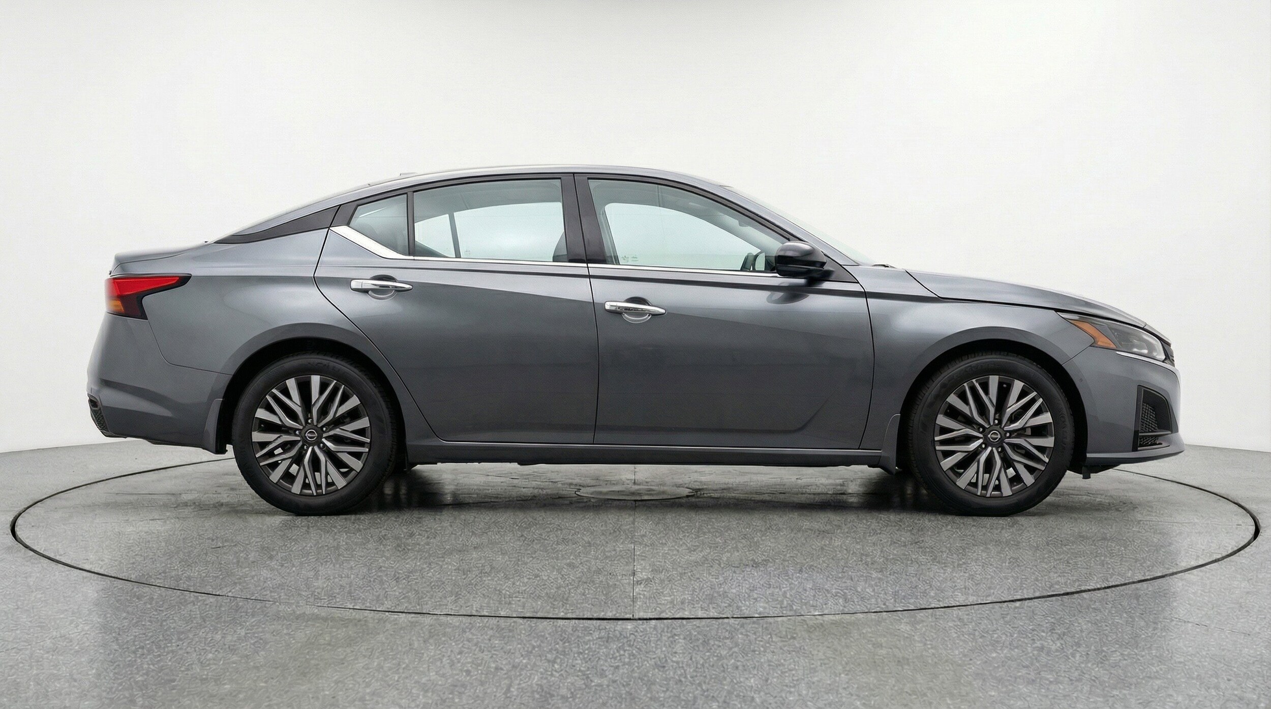 Thumbnail: 2025 Nissan Altima - 11
