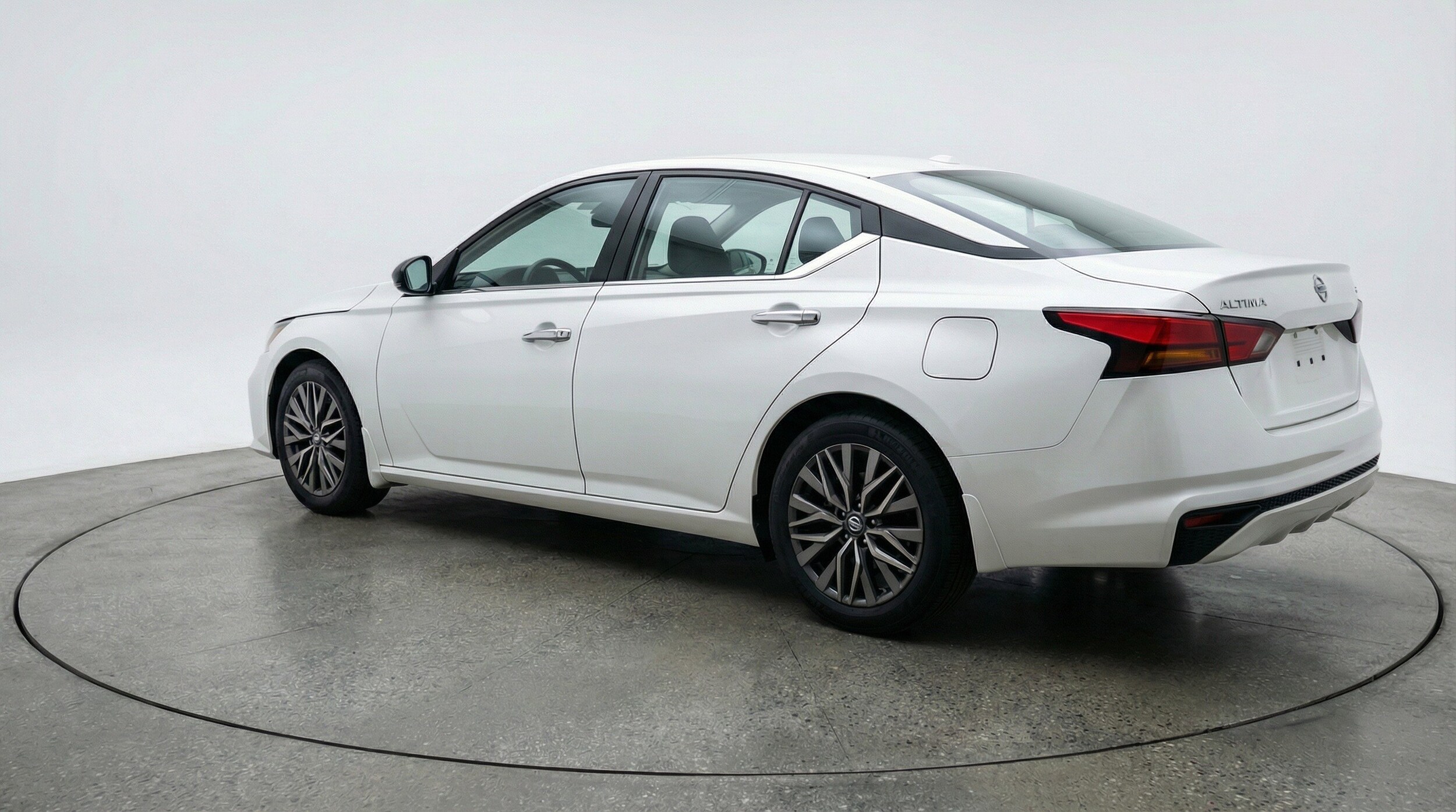 Thumbnail: 2025 Nissan Altima - 6