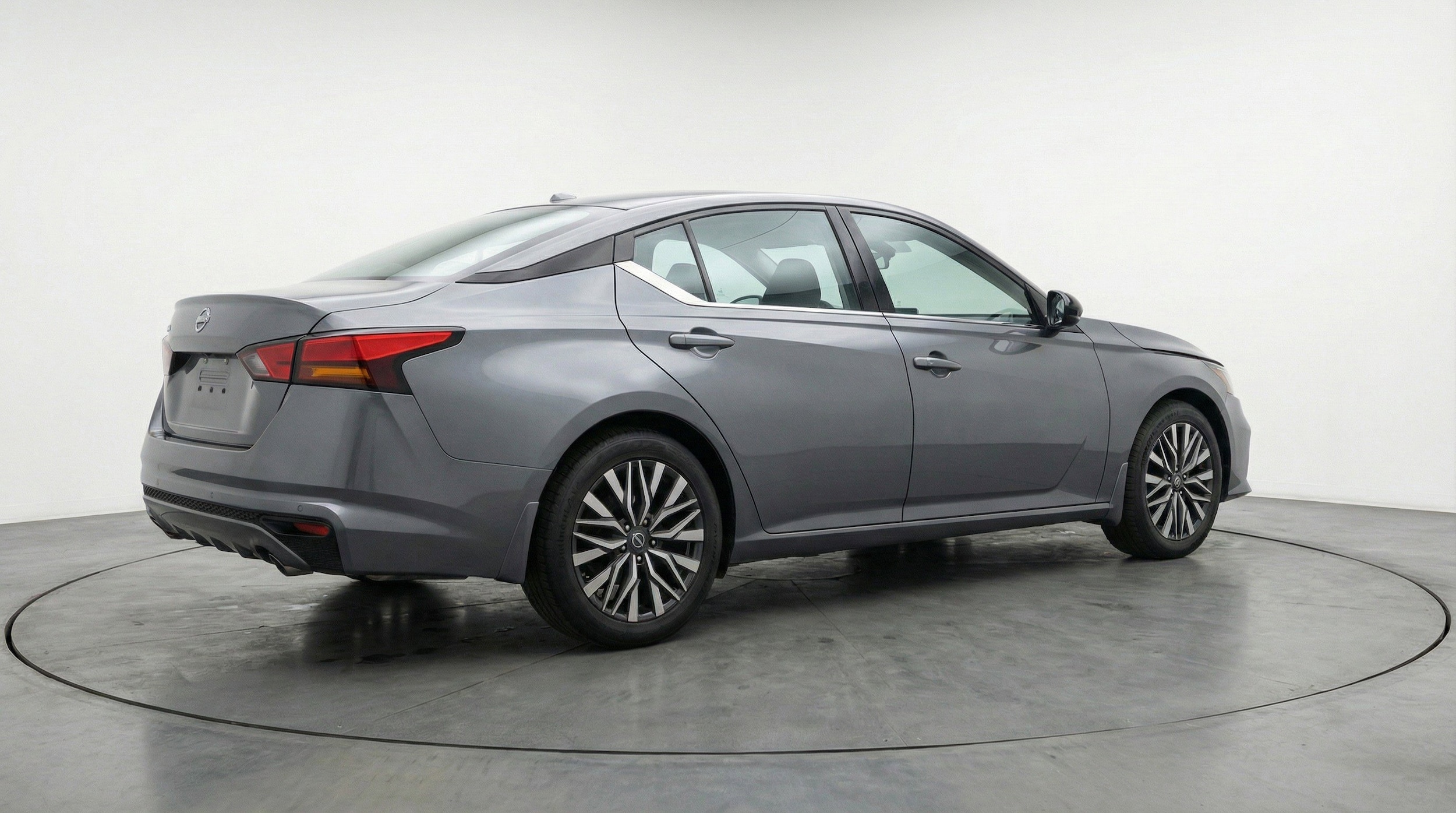 Thumbnail: 2025 Nissan Altima - 9