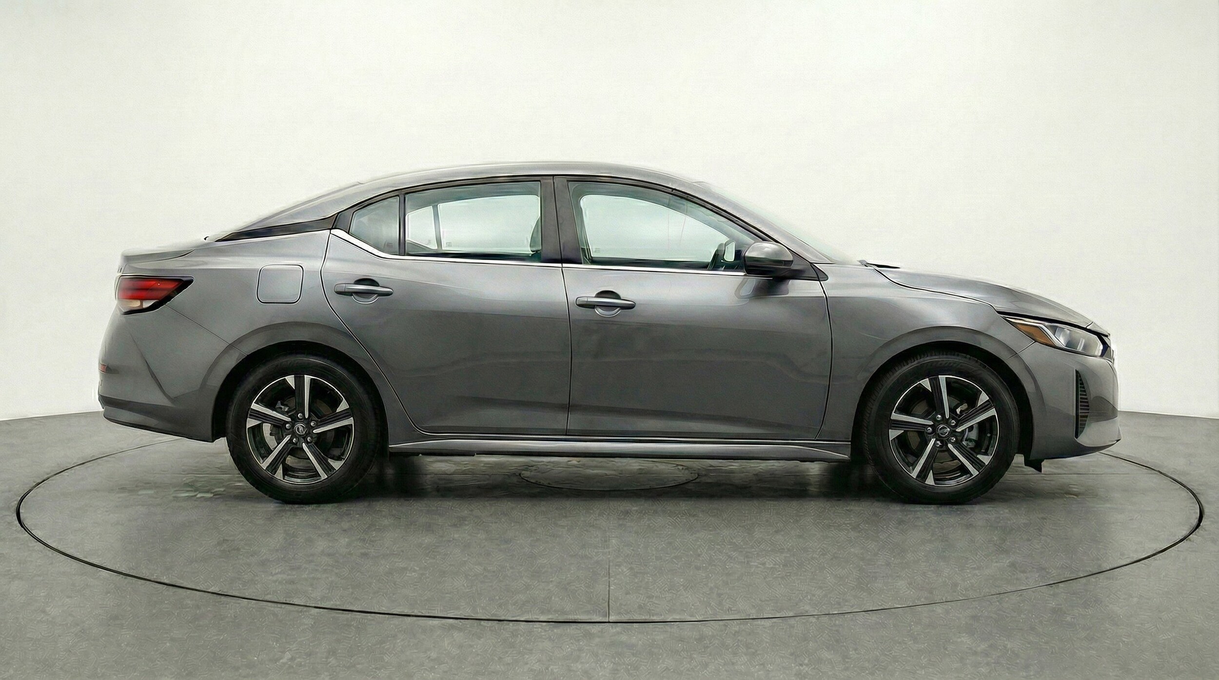 Thumbnail: 2025 Nissan Sentra - 11