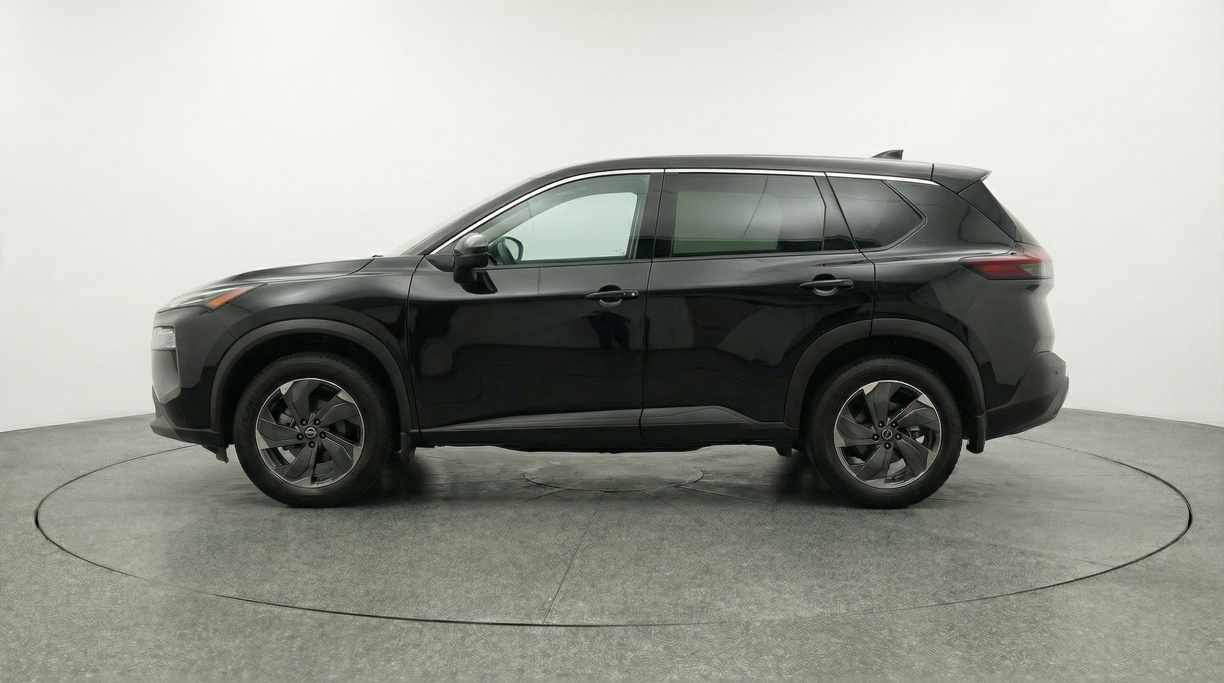 Thumbnail: 2025 Nissan Rogue - 5