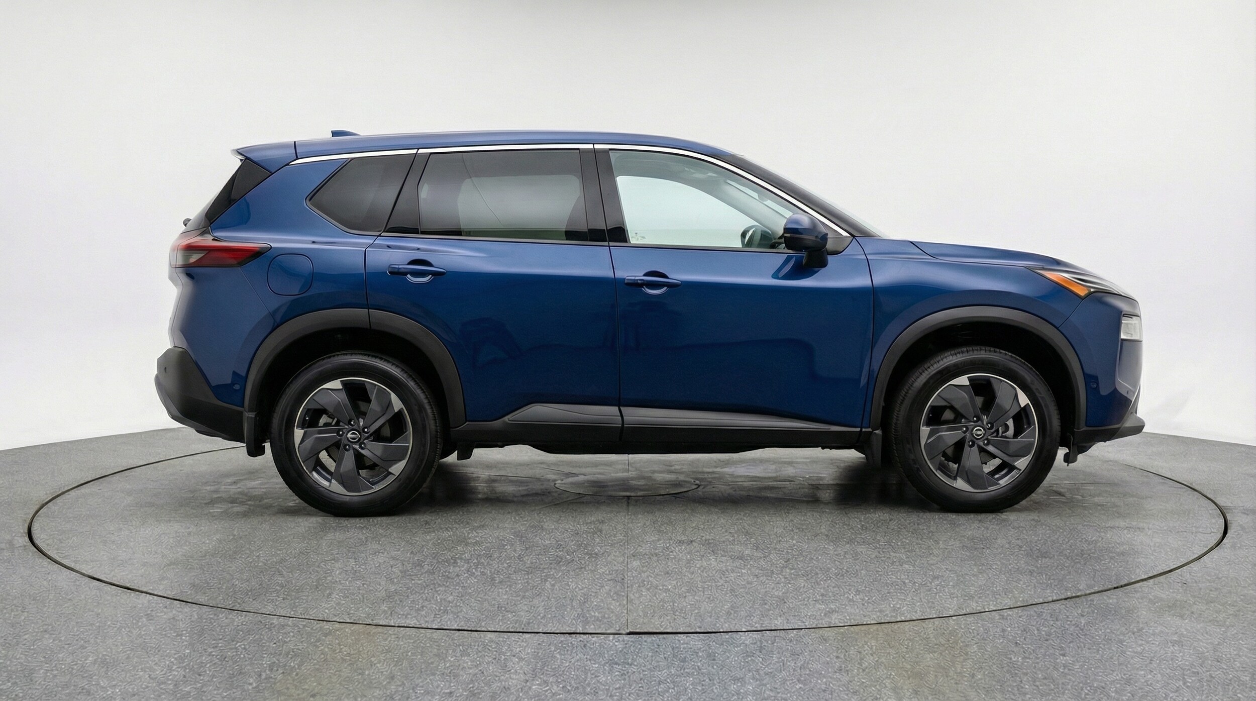 Thumbnail: 2025 Nissan Rogue - 8