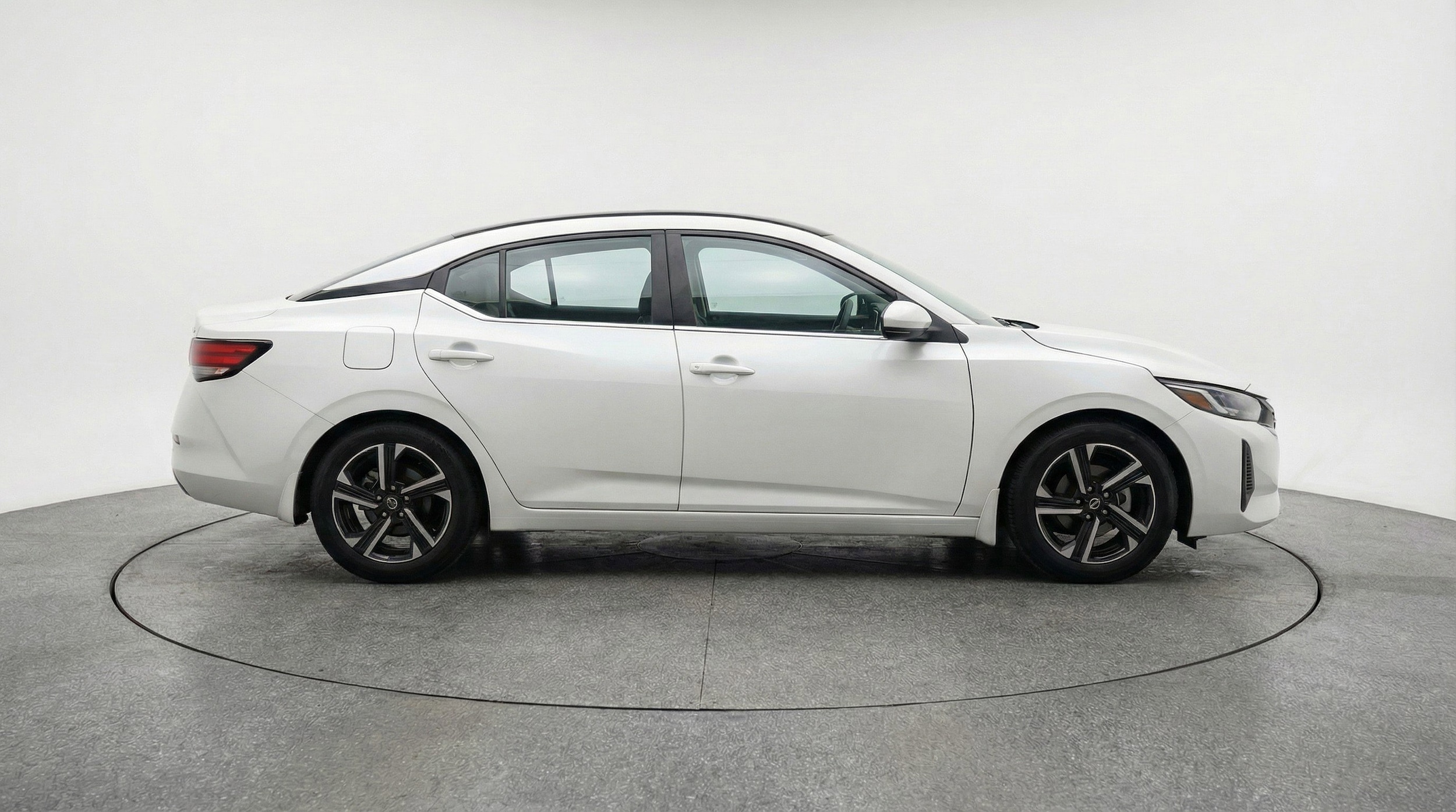 Thumbnail: 2025 Nissan Sentra - 11